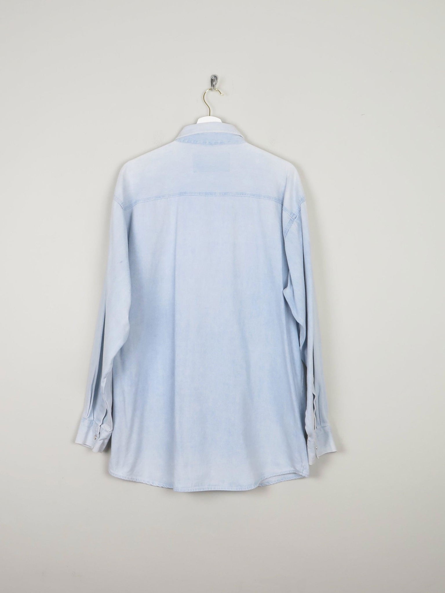 Men's Light Denim Vintage Shirt M Relaxed Fit - The Harlequin