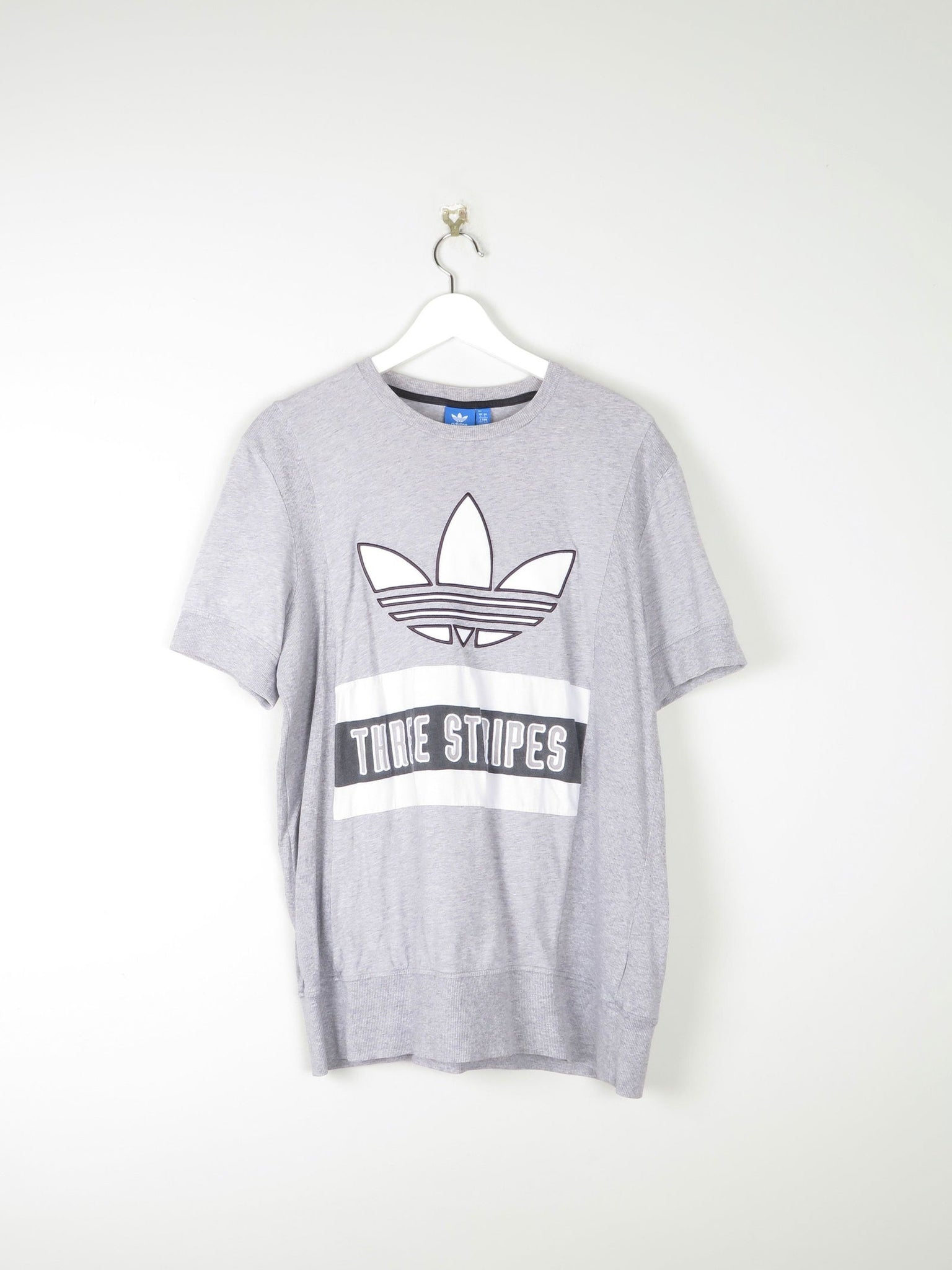 Men's Vintage Adidas Grey T-shirt L - The Harlequin