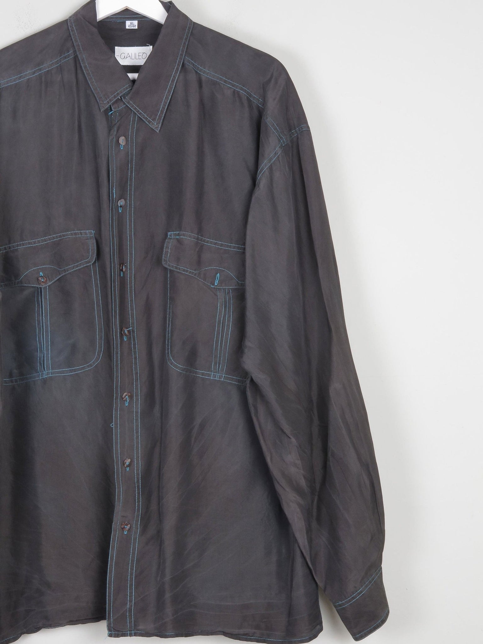 Men's Vintage Black Silk Shirt XL - The Harlequin