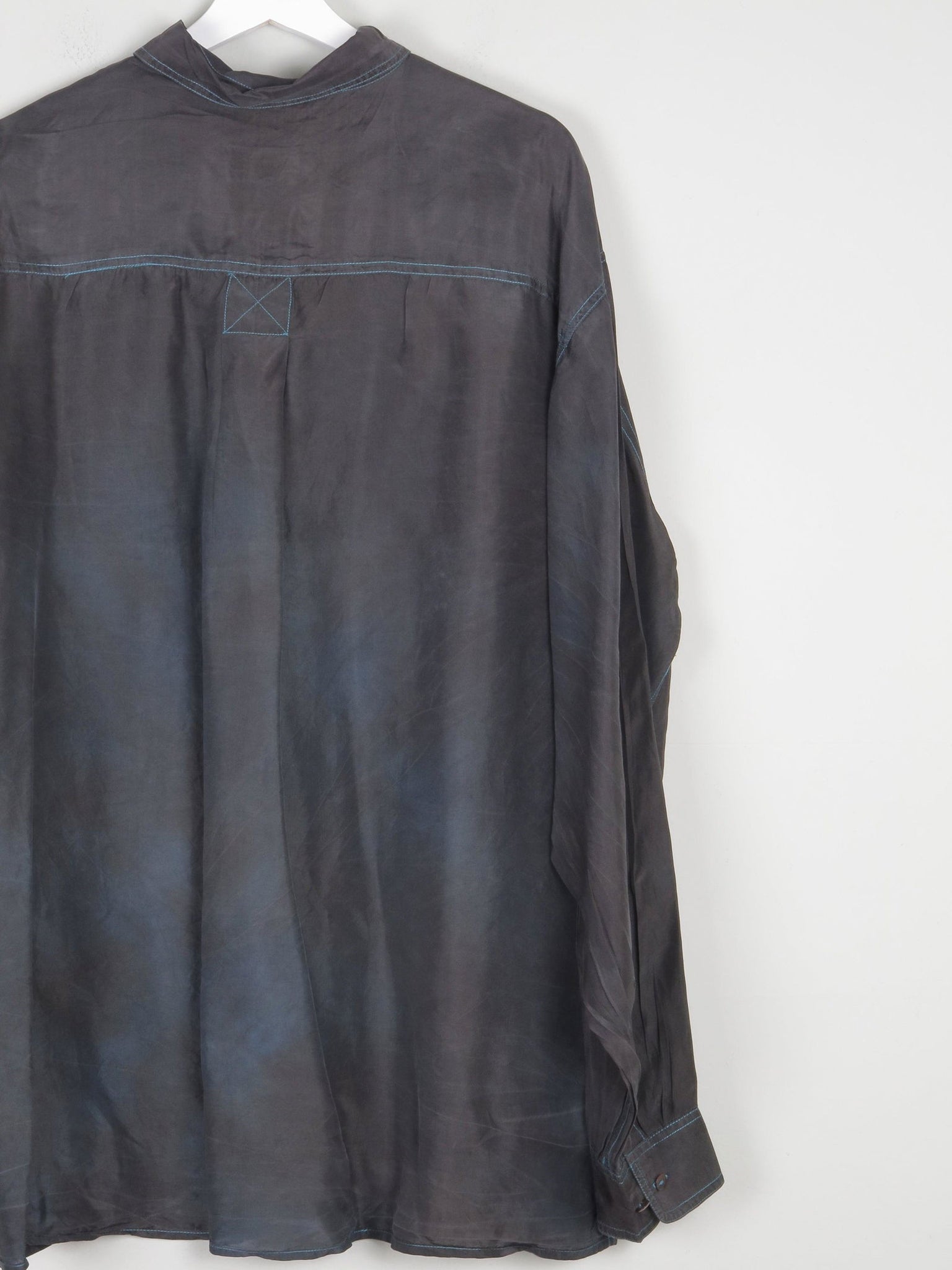 Men's Vintage Black Silk Shirt XL - The Harlequin