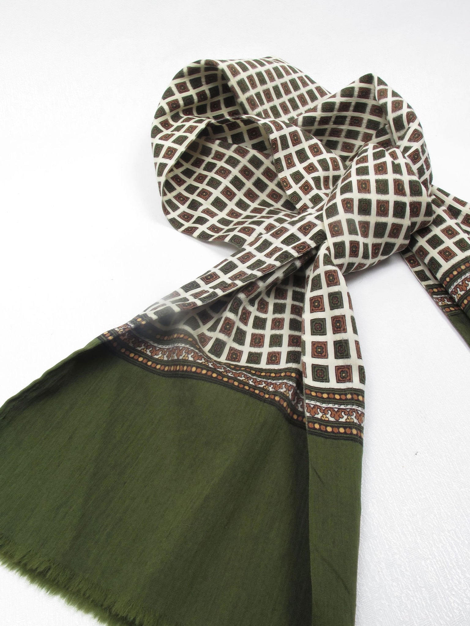 Men's Vintage Wool Green Printed  Scarf - The Harlequin