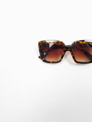 Oversized Square Women’s 70s Style Sunglasses - The Harlequin