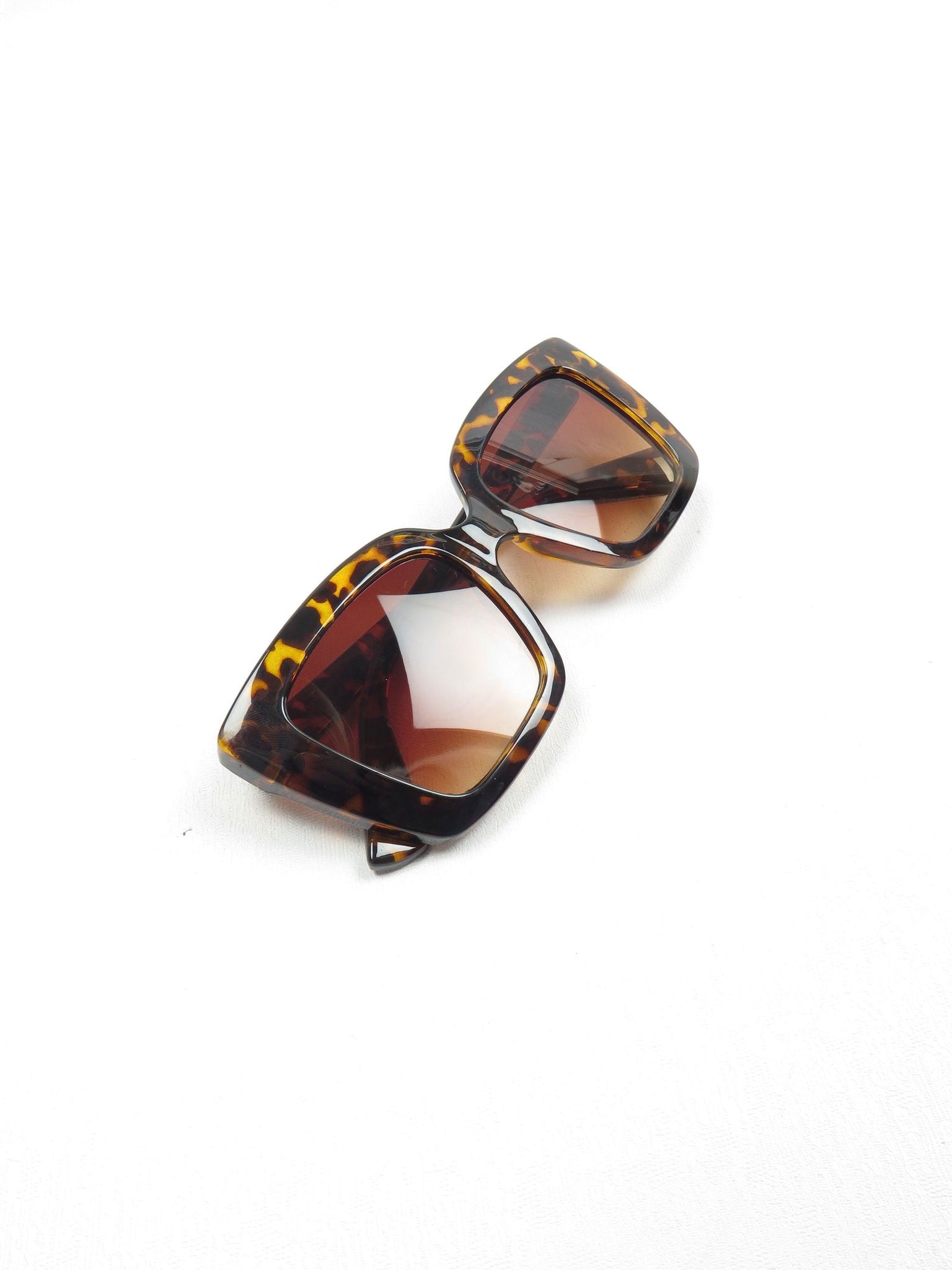 Oversized Square Women’s 70s Style Sunglasses - The Harlequin