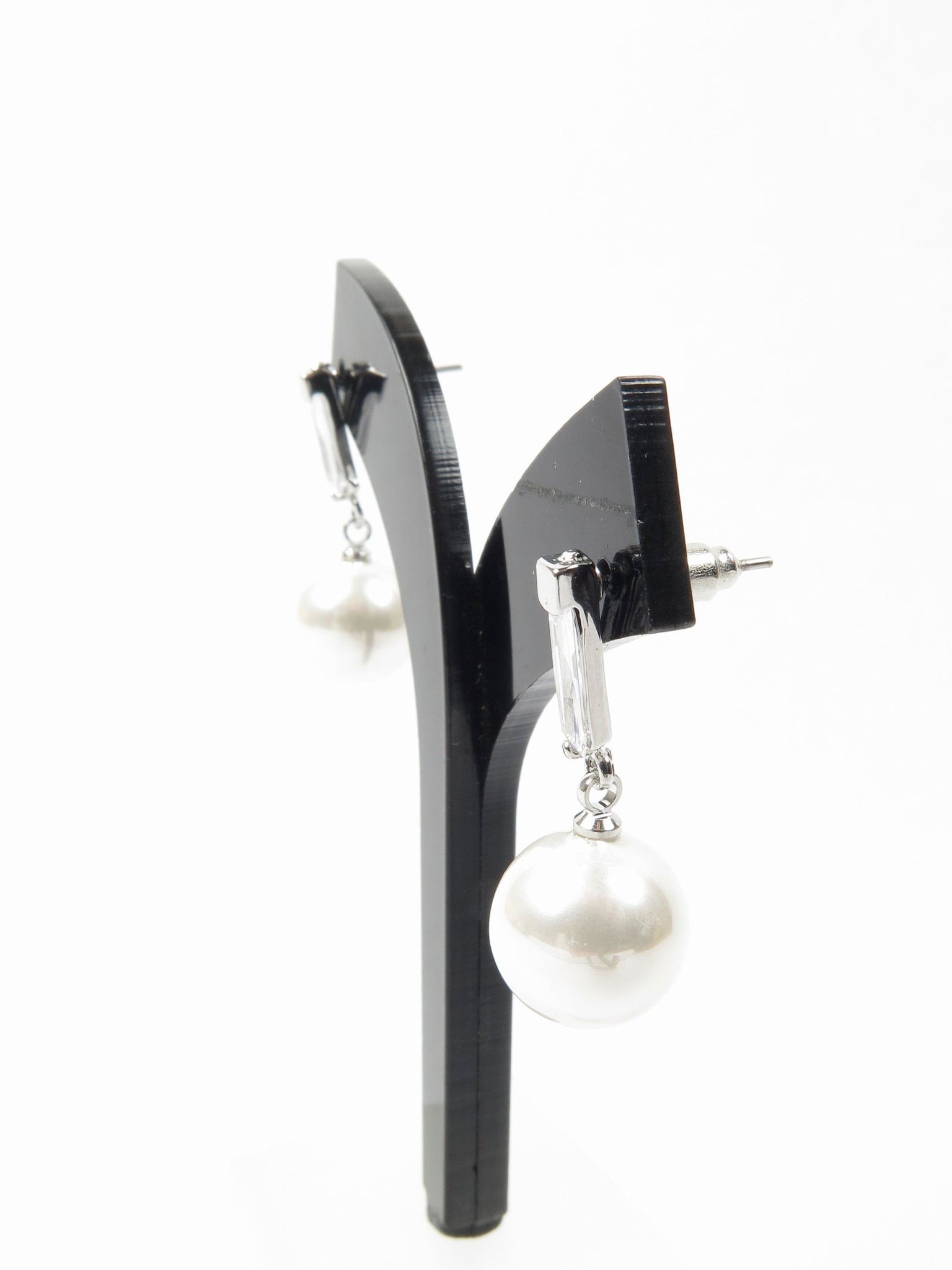 Pearl & Diamante Drop Earrings - The Harlequin