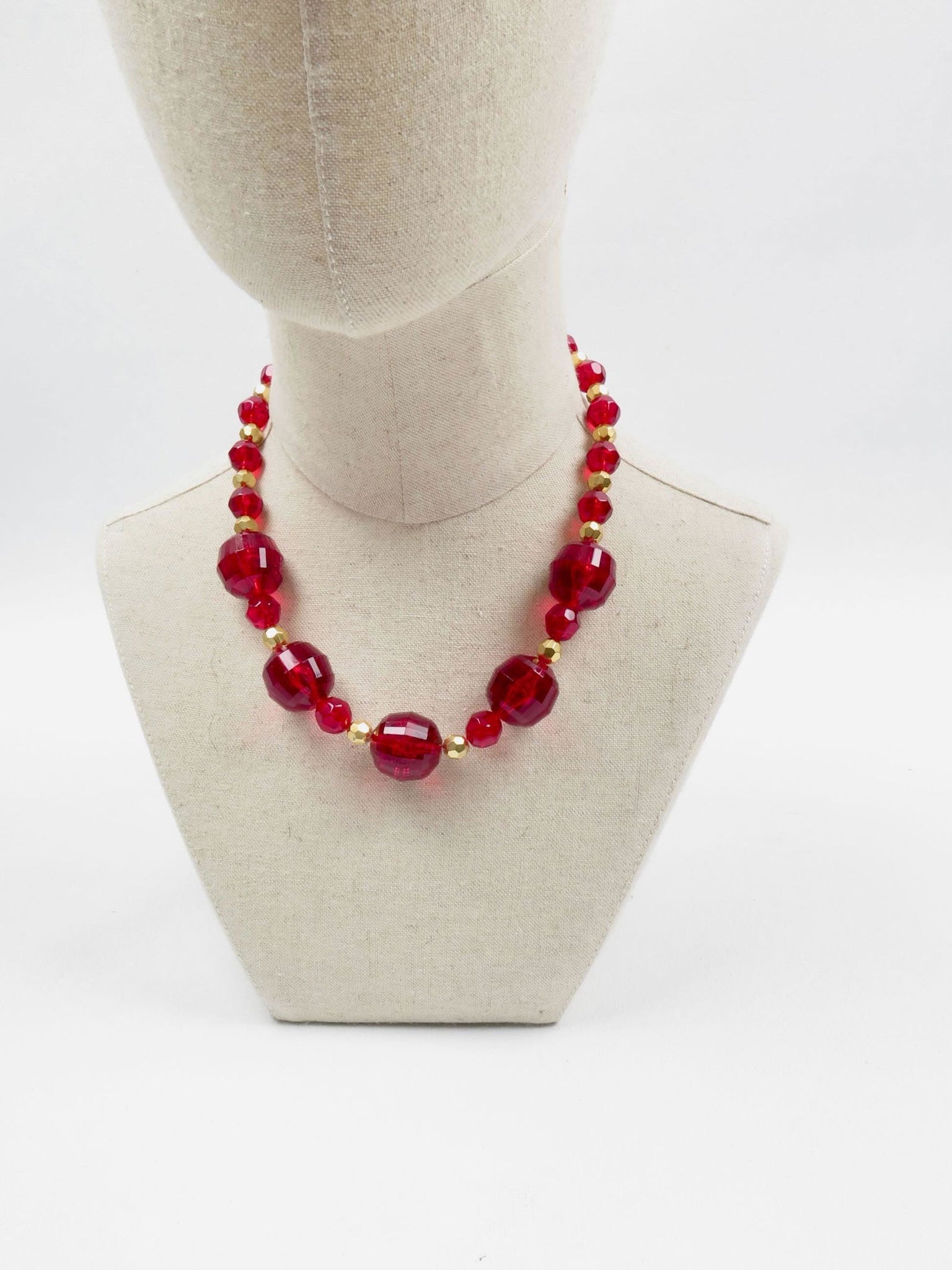 Red & Gold Vintage Costume Necklace - The Harlequin