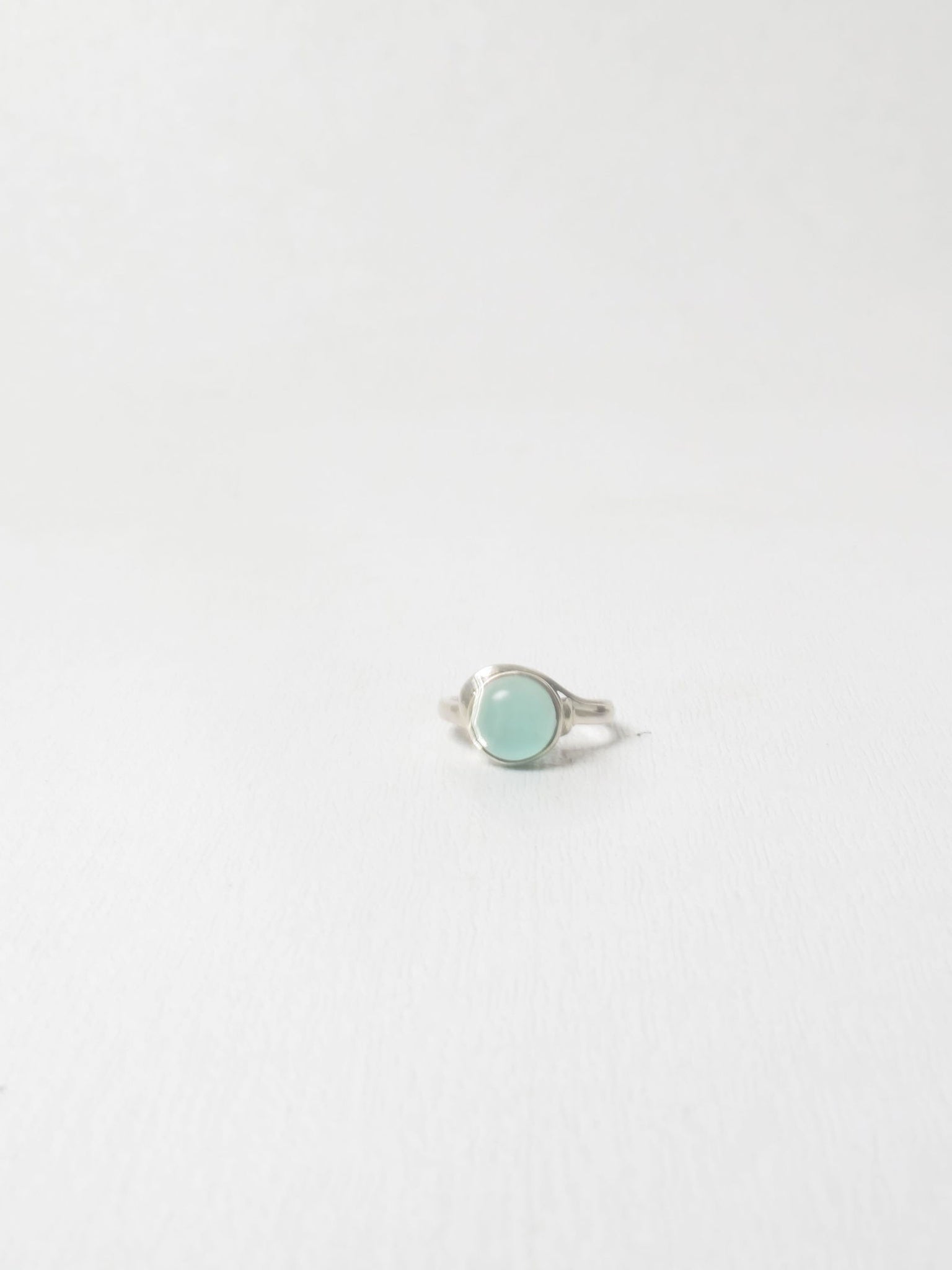Silver & Chalcedony Ring Size P - The Harlequin