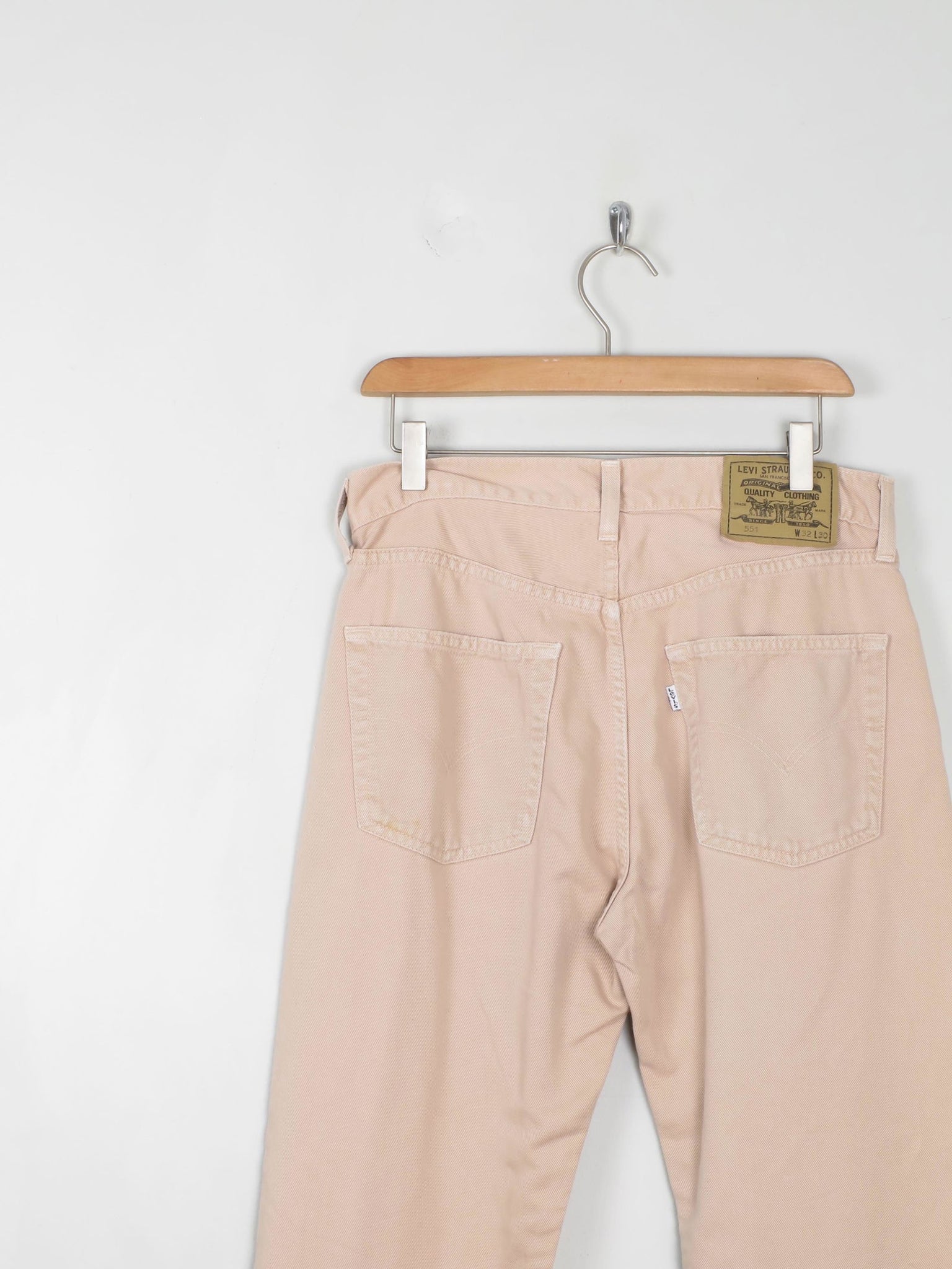 Vintage Beige Levis 551s 31”W 32”L - The Harlequin