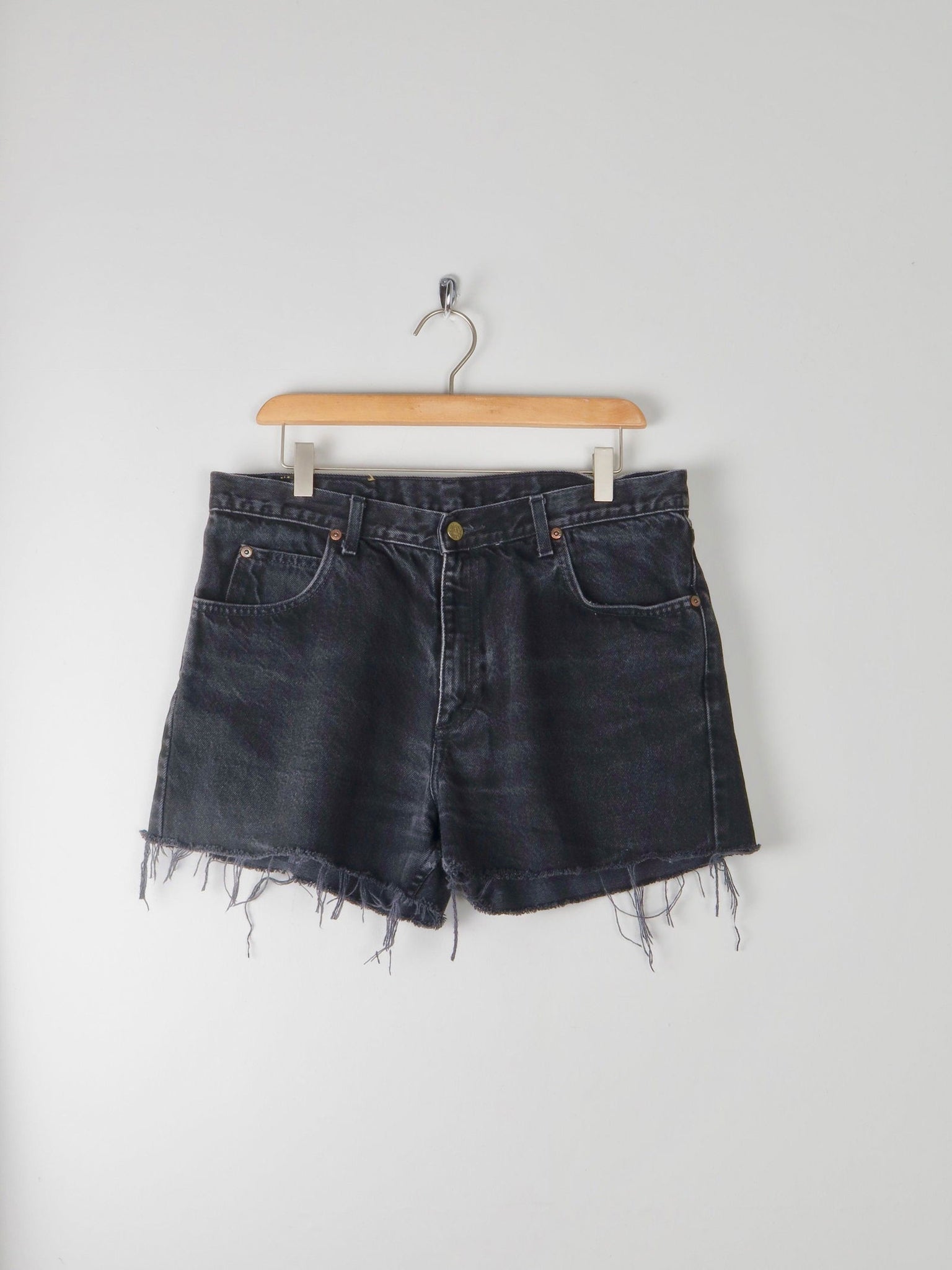 Vintage Black Lee Denim Shorts 32" - The Harlequin