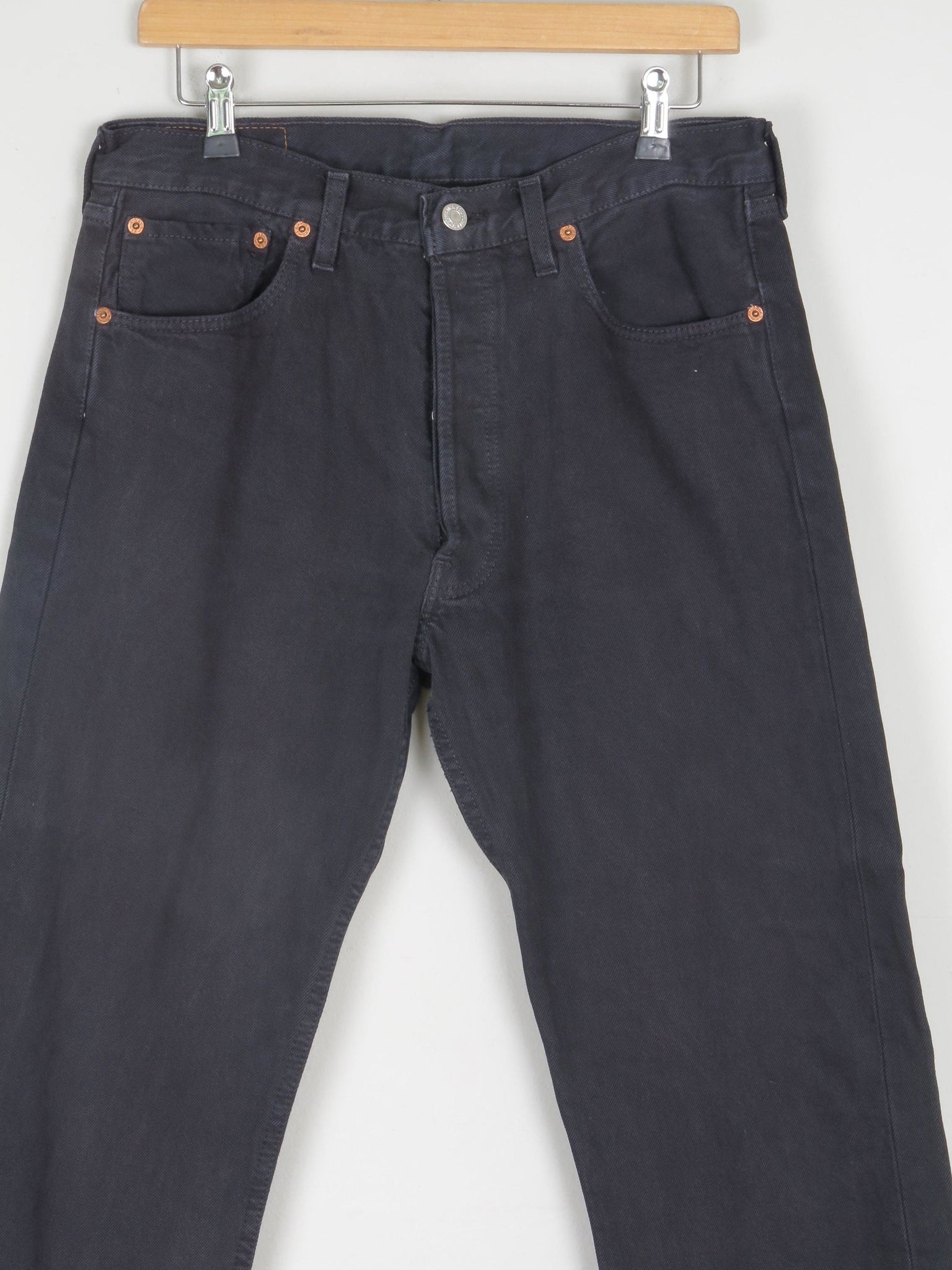 Vintage Black Levi's 501's 32/32 - The Harlequin
