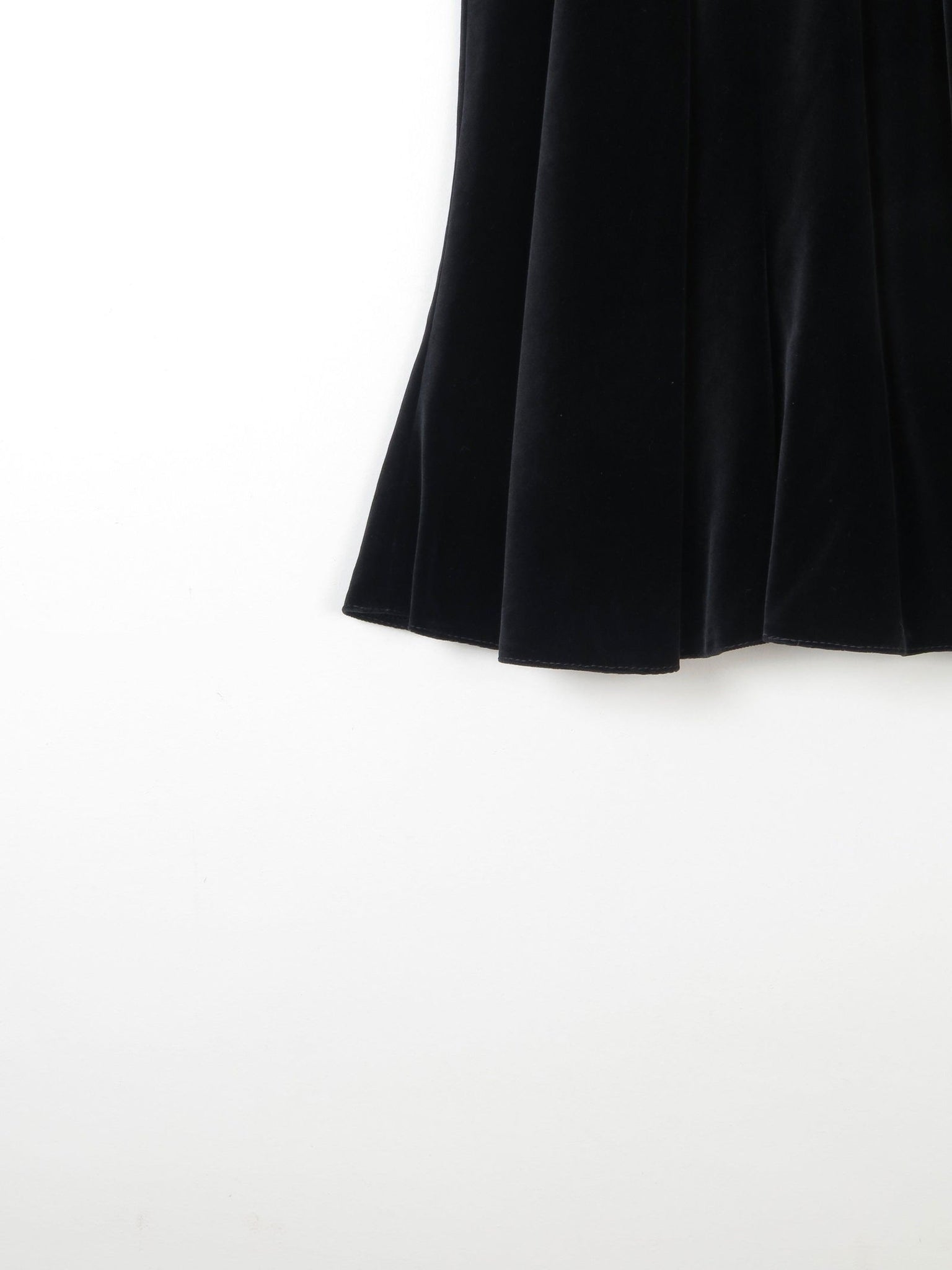 Vintage Black Velvet 1970s Skirt Bias Cut S - The Harlequin
