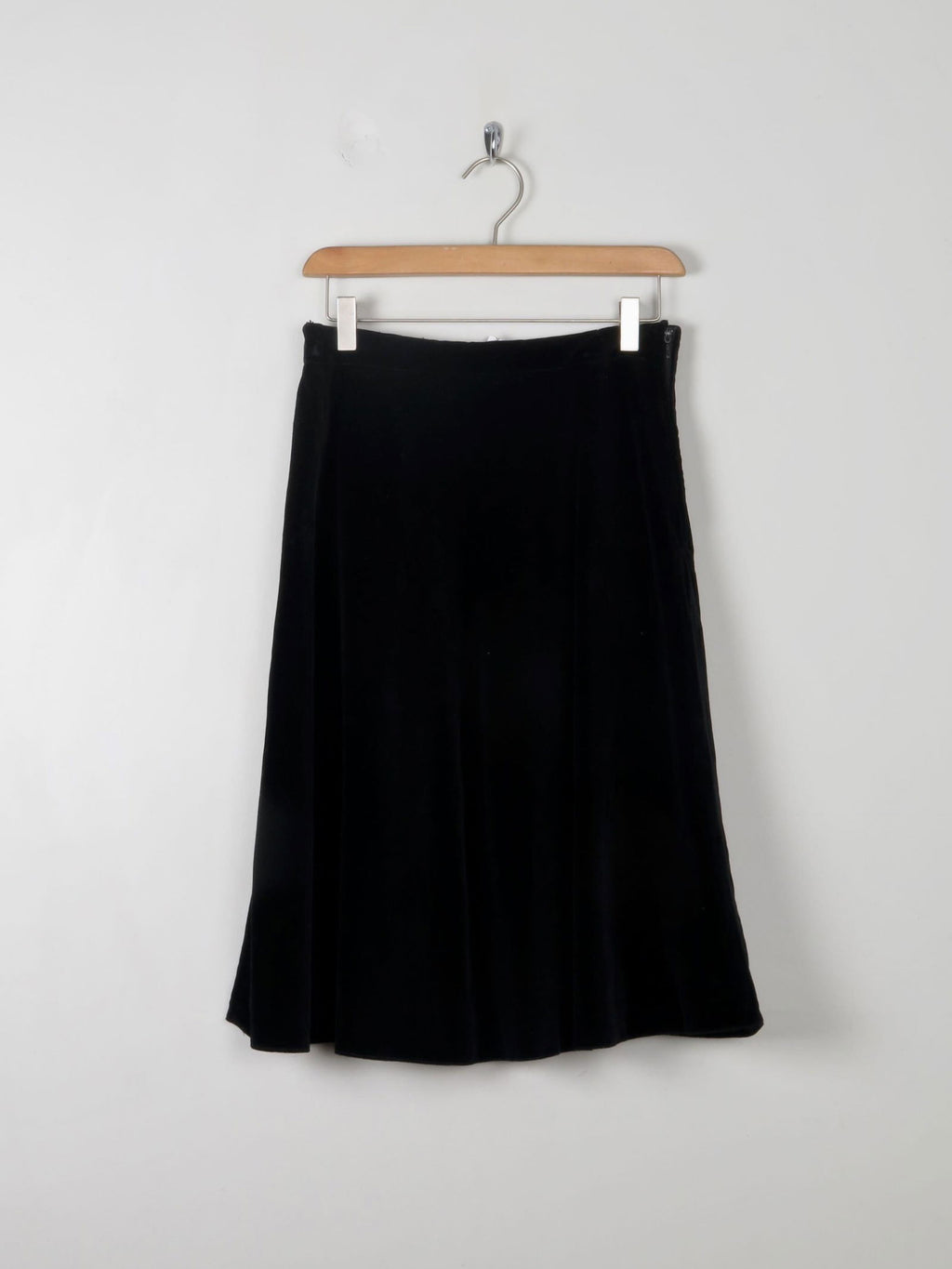 Vintage Black Velvet Skirt S 27" - The Harlequin
