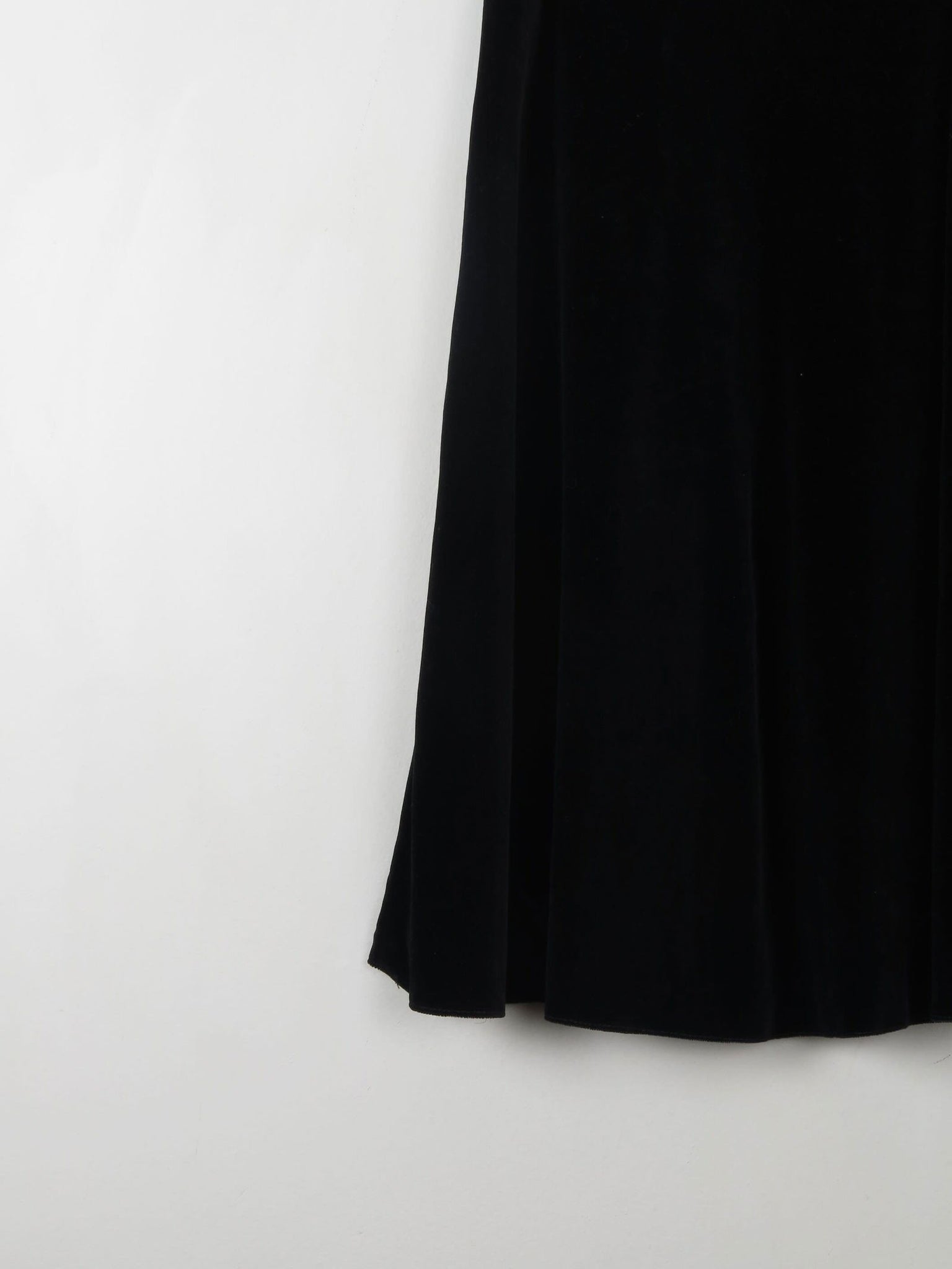 Vintage Black Velvet Skirt S 27" - The Harlequin