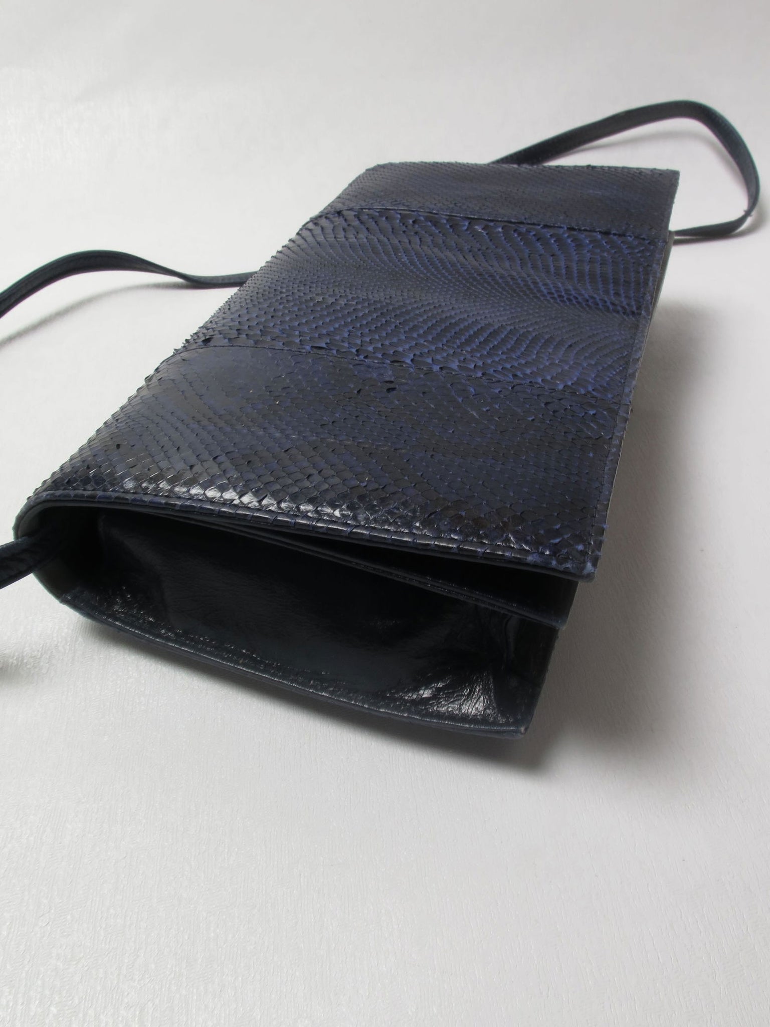Vintage Blue/Navy Snakeskin Bag - The Harlequin