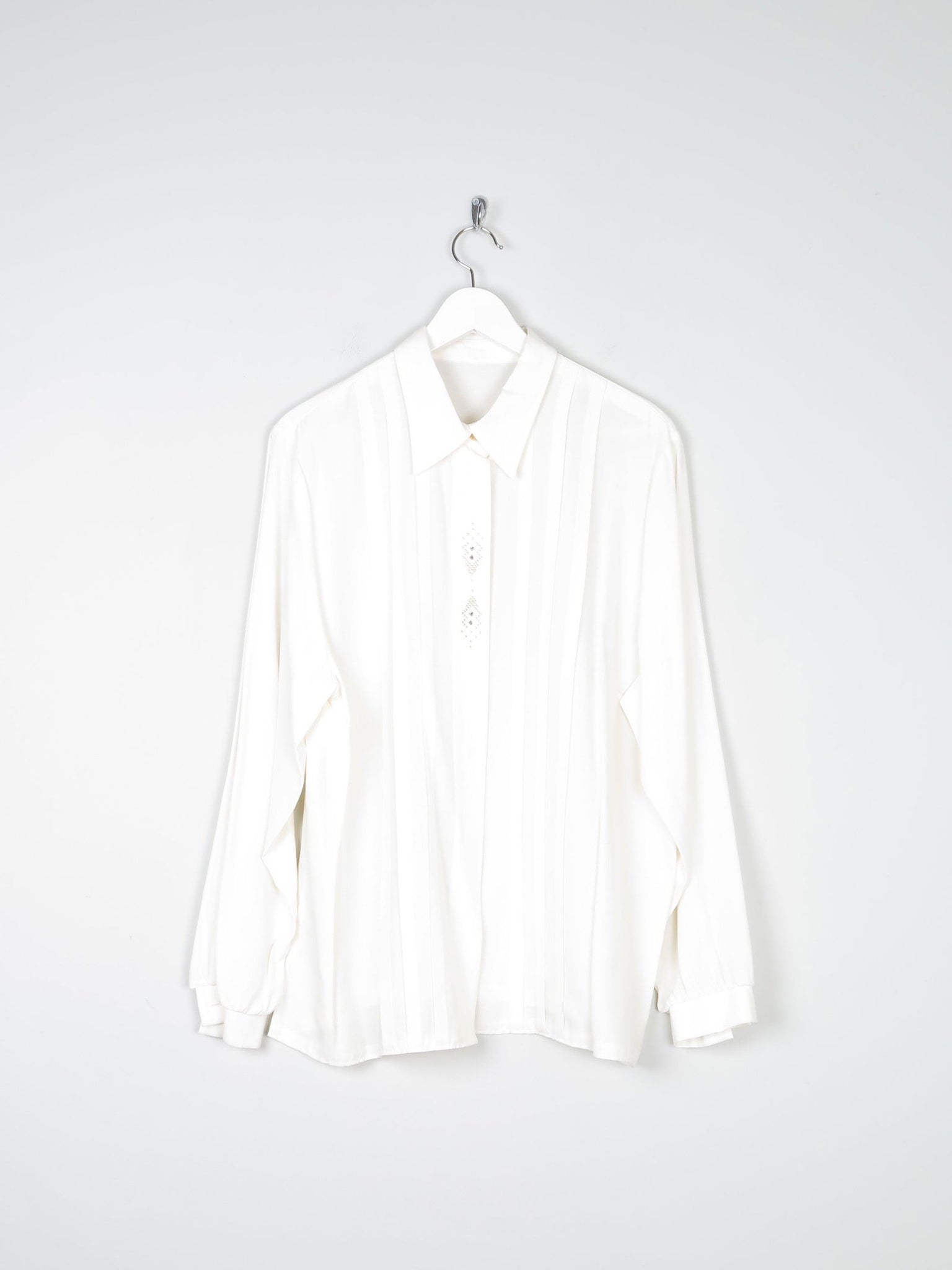 Vintage Cream Blouse With Collar & Rhinestone Detail L/XL - The Harlequin