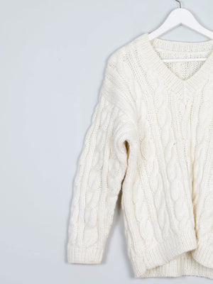 Vintage Cream Unisex Hand-knit V-neck Jumper With Cable Knit S/M - The Harlequin