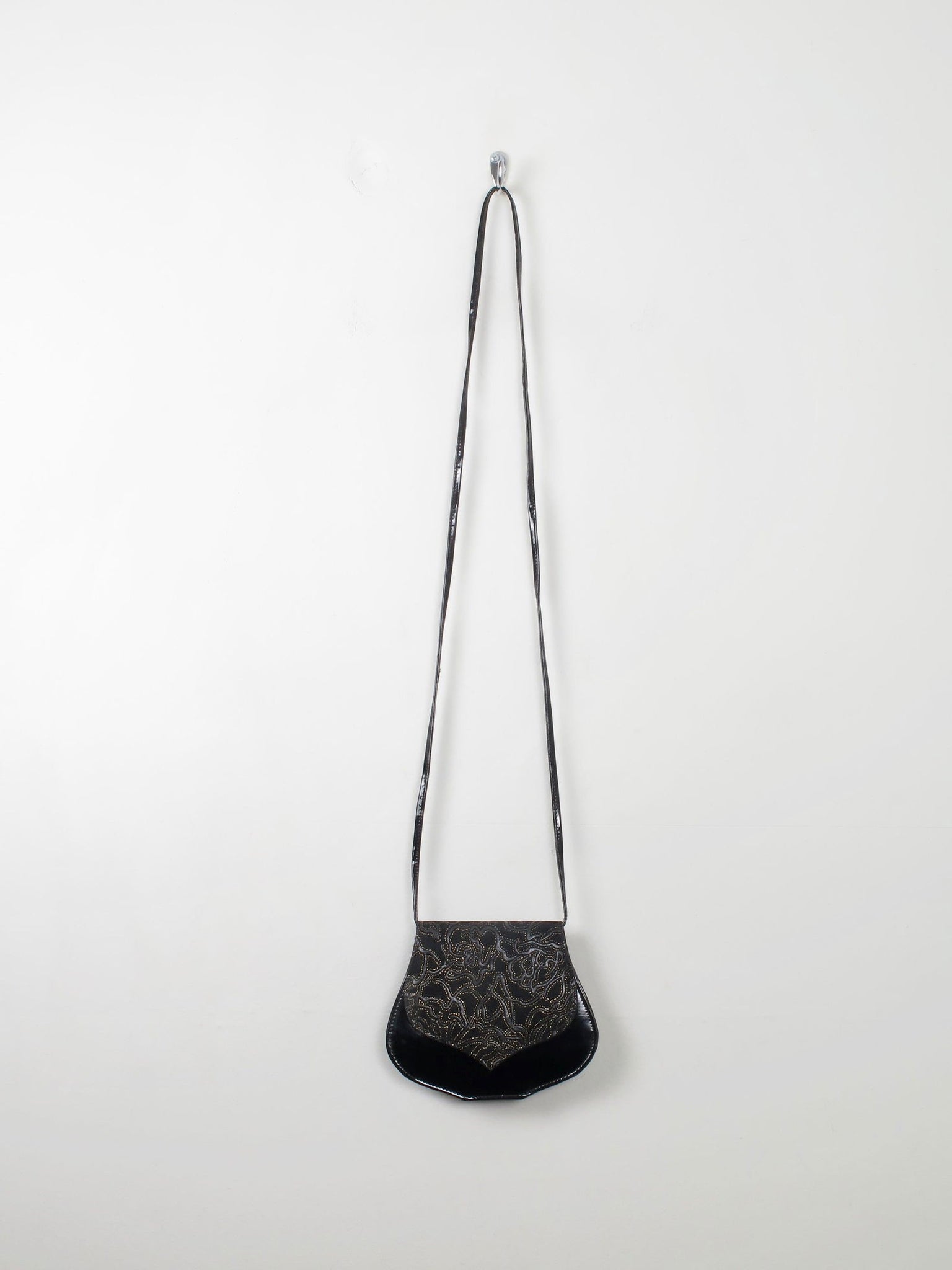 Vintage Cross Body Black Bag - The Harlequin