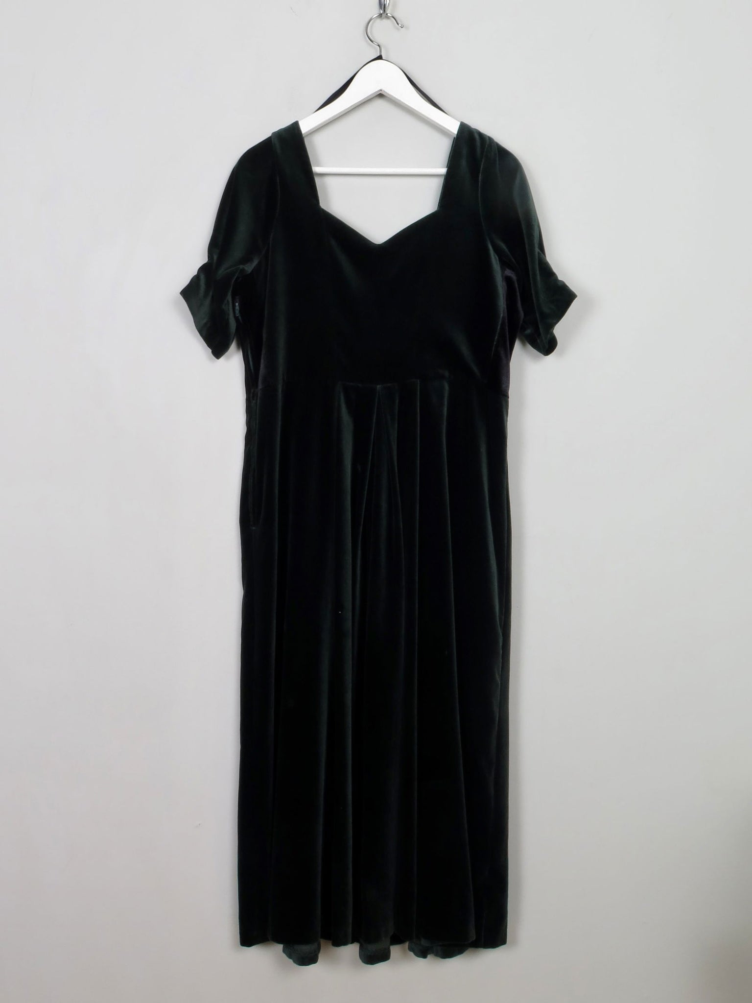 Vintage Green Velvet Laura Ashley Dress 12 - The Harlequin