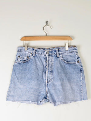 Vintage Levis Denim Cut-Off Shorts 31W - The Harlequin