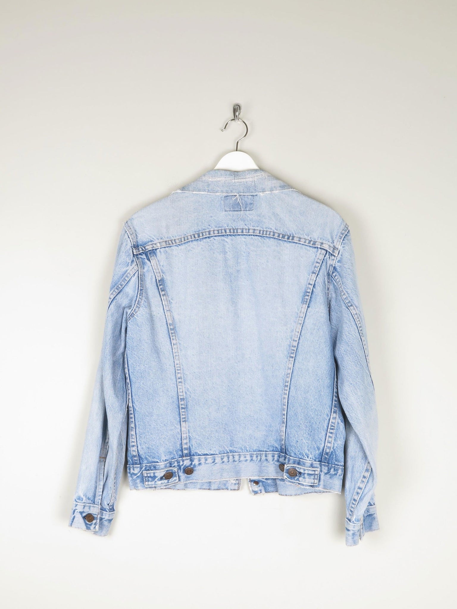 Vintage Men’s Blue Levi’s Denim Jacket Trucker S - The Harlequin