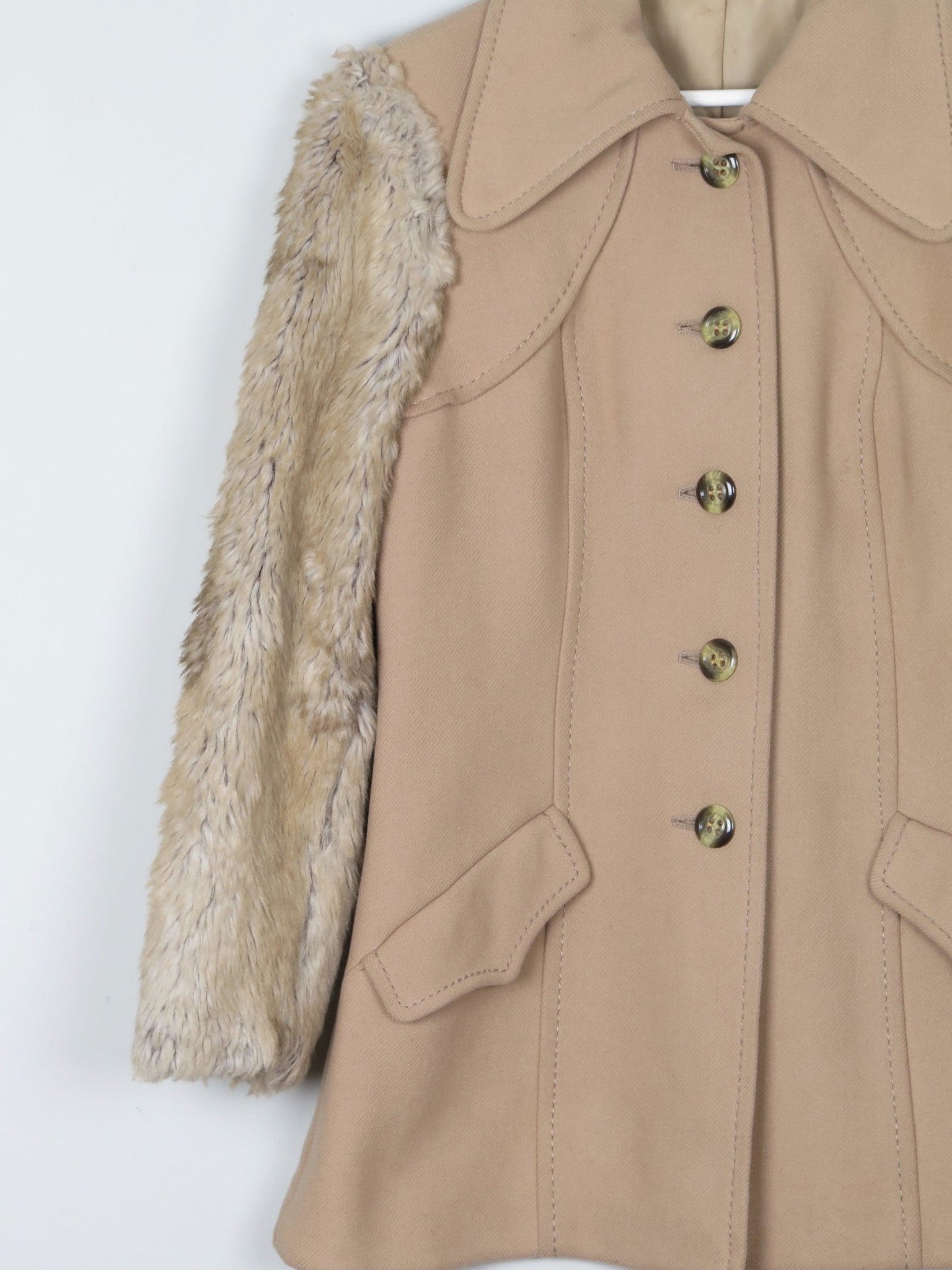 Women's Beige 1970s Short Coat With Faux Fur Sleeves 10/12 - The Harlequin