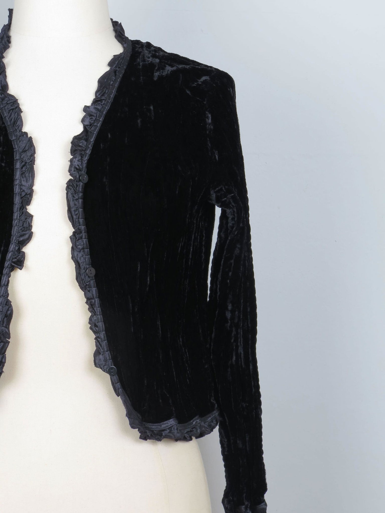 Women's Black Crushed Velvet Cropped Jacket S - The Harlequin