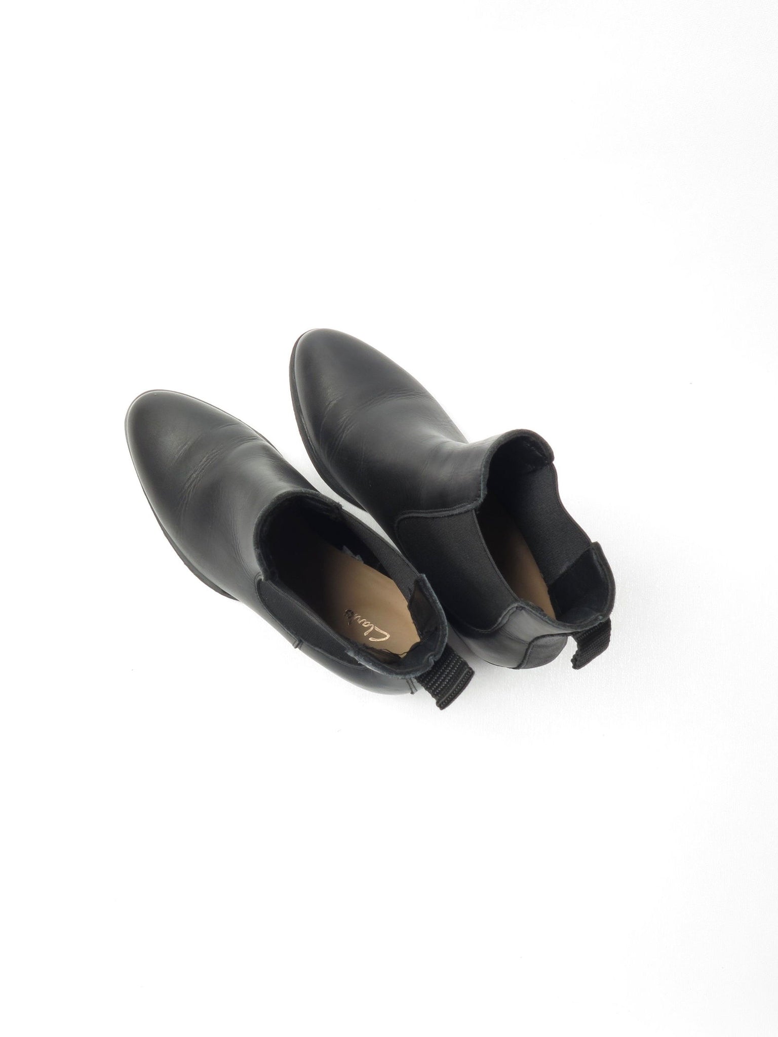 Women’s Black Leather Clarks Chelsea Boots 4/37 - The Harlequin