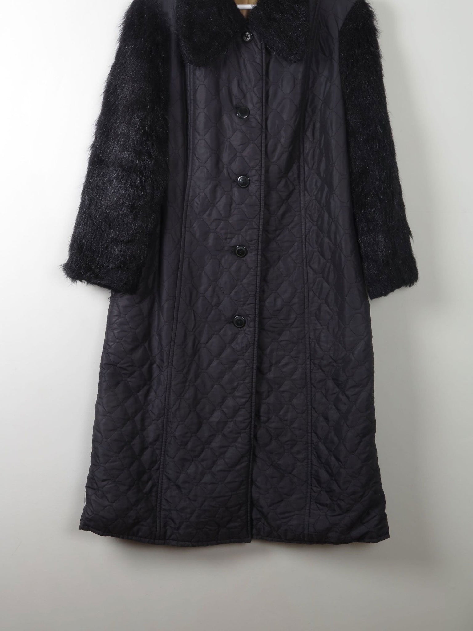 Women's Black Vintage Quilted Coat M - The Harlequin