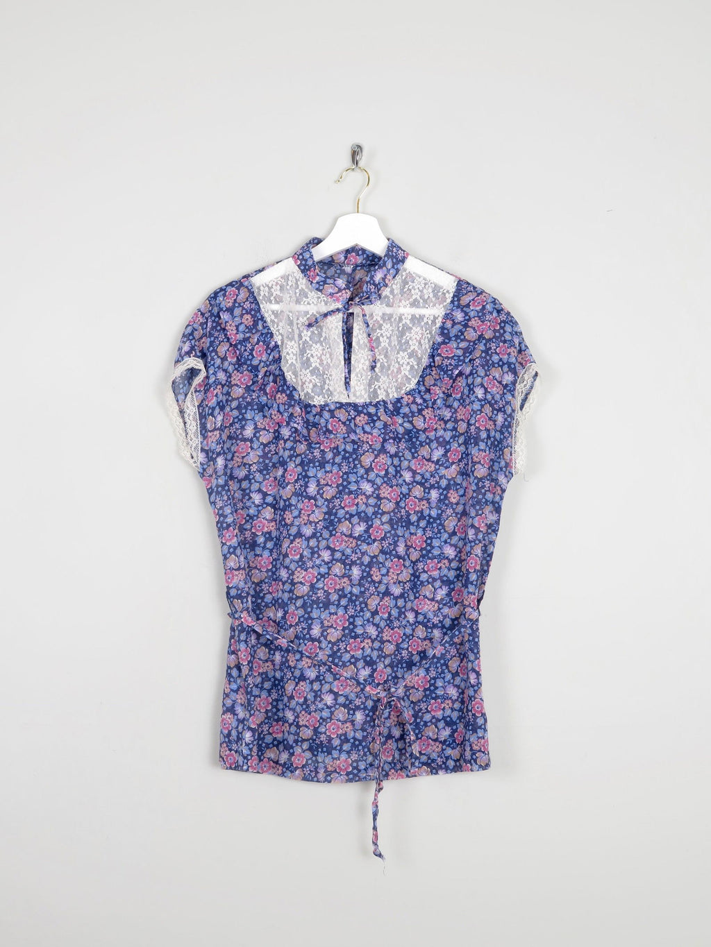 Women’s Blue Floral Printed Vintage Prairie Short Sleeved Blouse 10/12 - The Harlequin