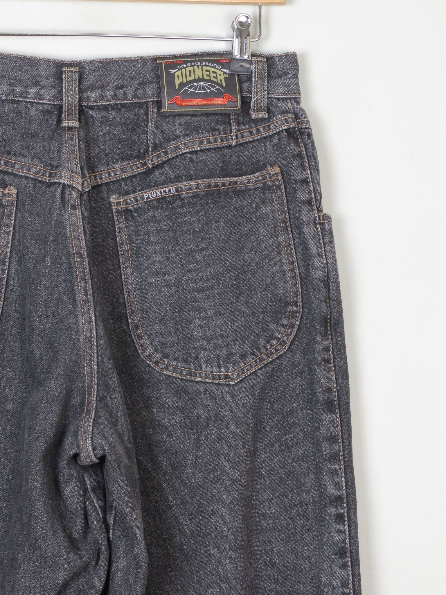 Women’s Dark Grey High Waisted Mom Jeans 32/31 - The Harlequin