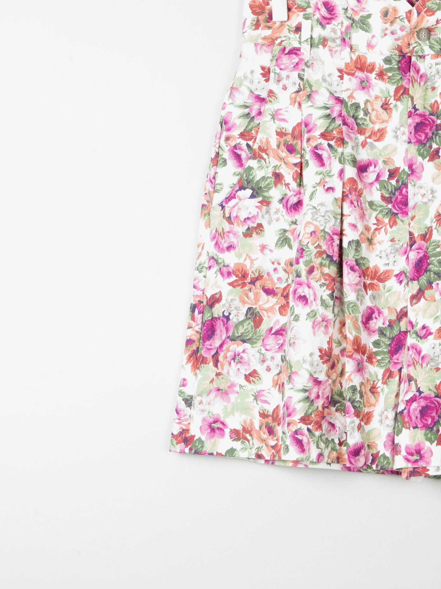 Women’s Floral Vintage Bermuda Shorts S - The Harlequin