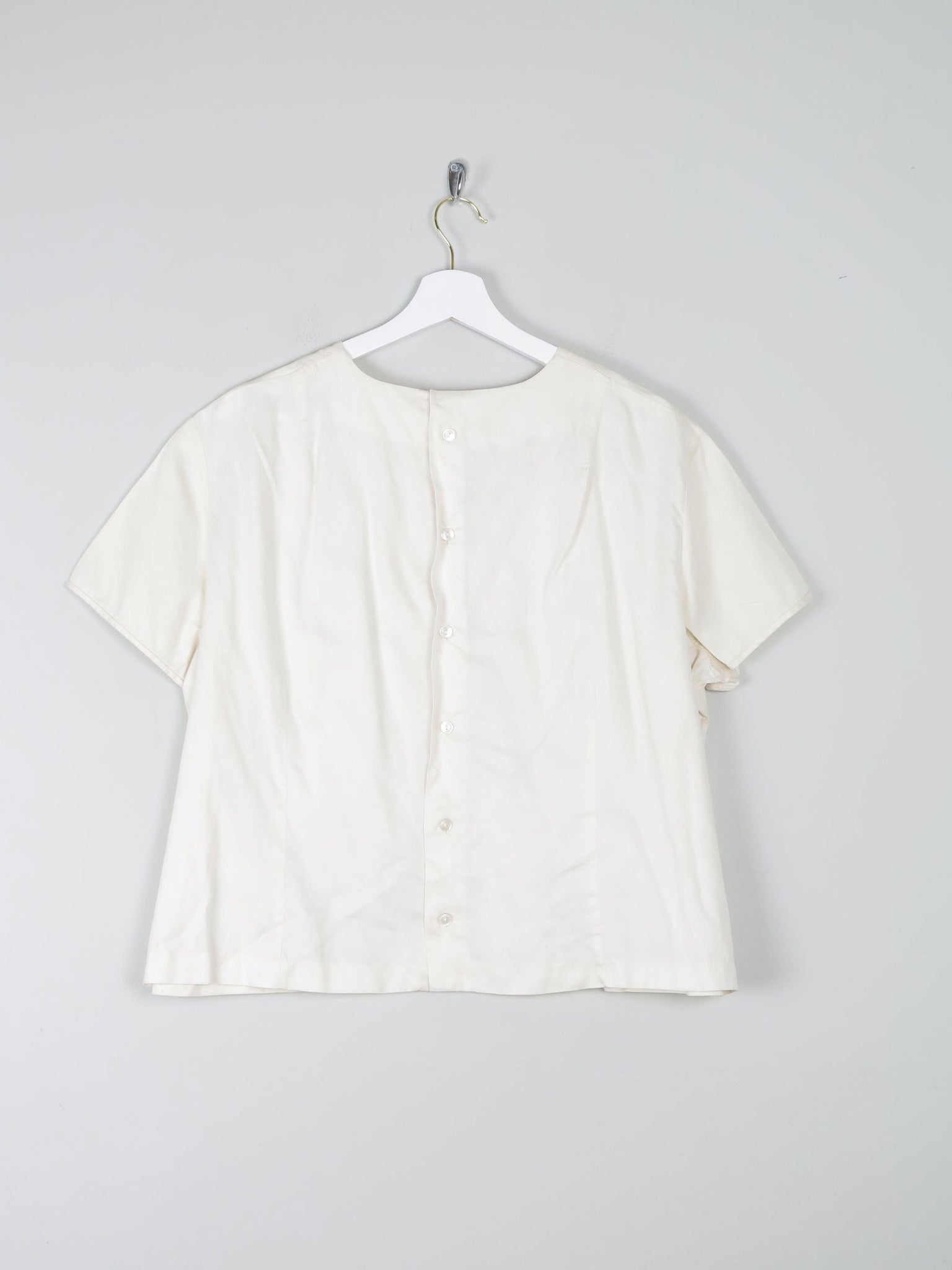Women's Rich Cream Vintage Blouse XL - The Harlequin