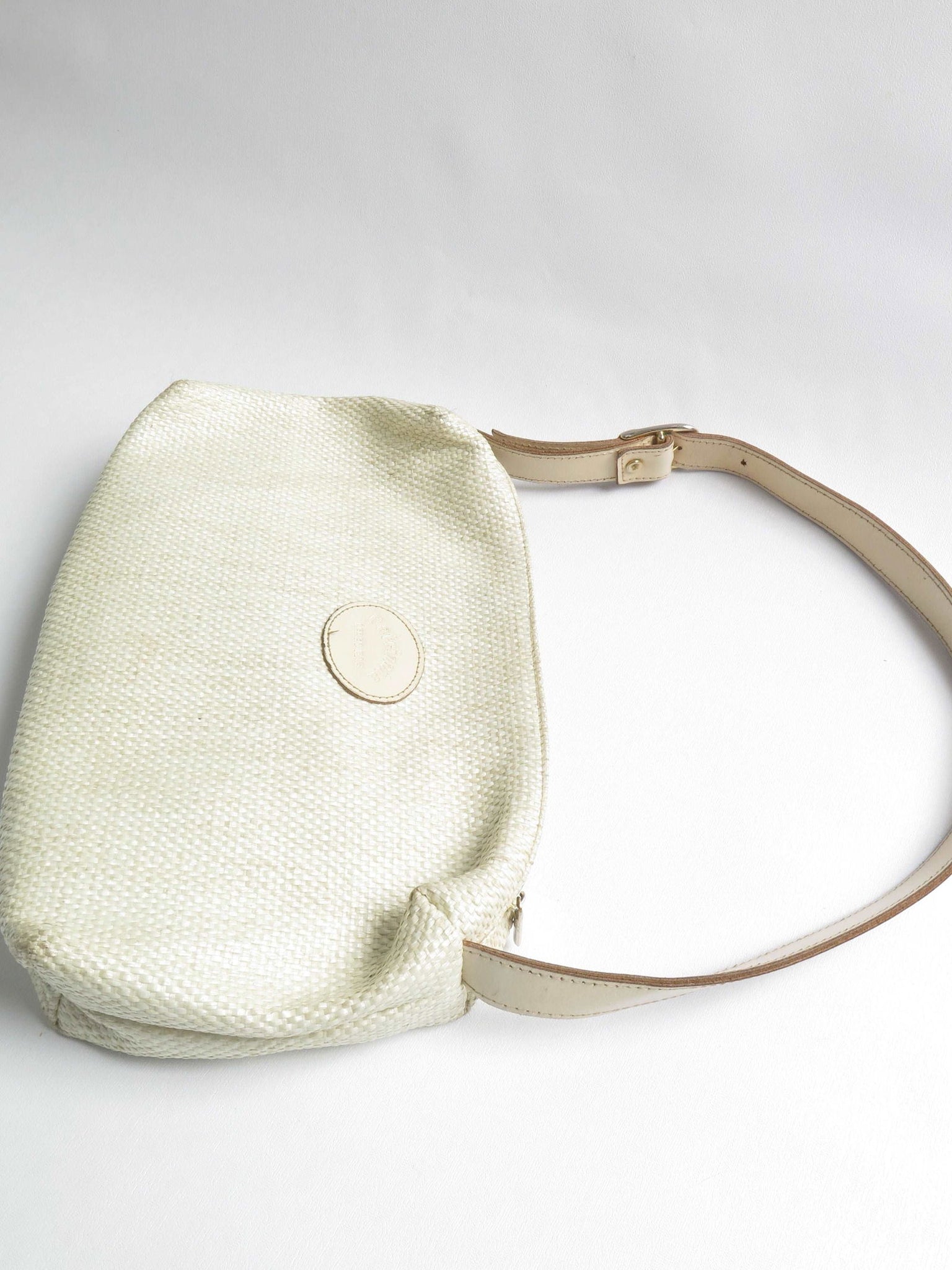 Women's Vintage 1990s Cream Straw Shoulder Bag - The Harlequin