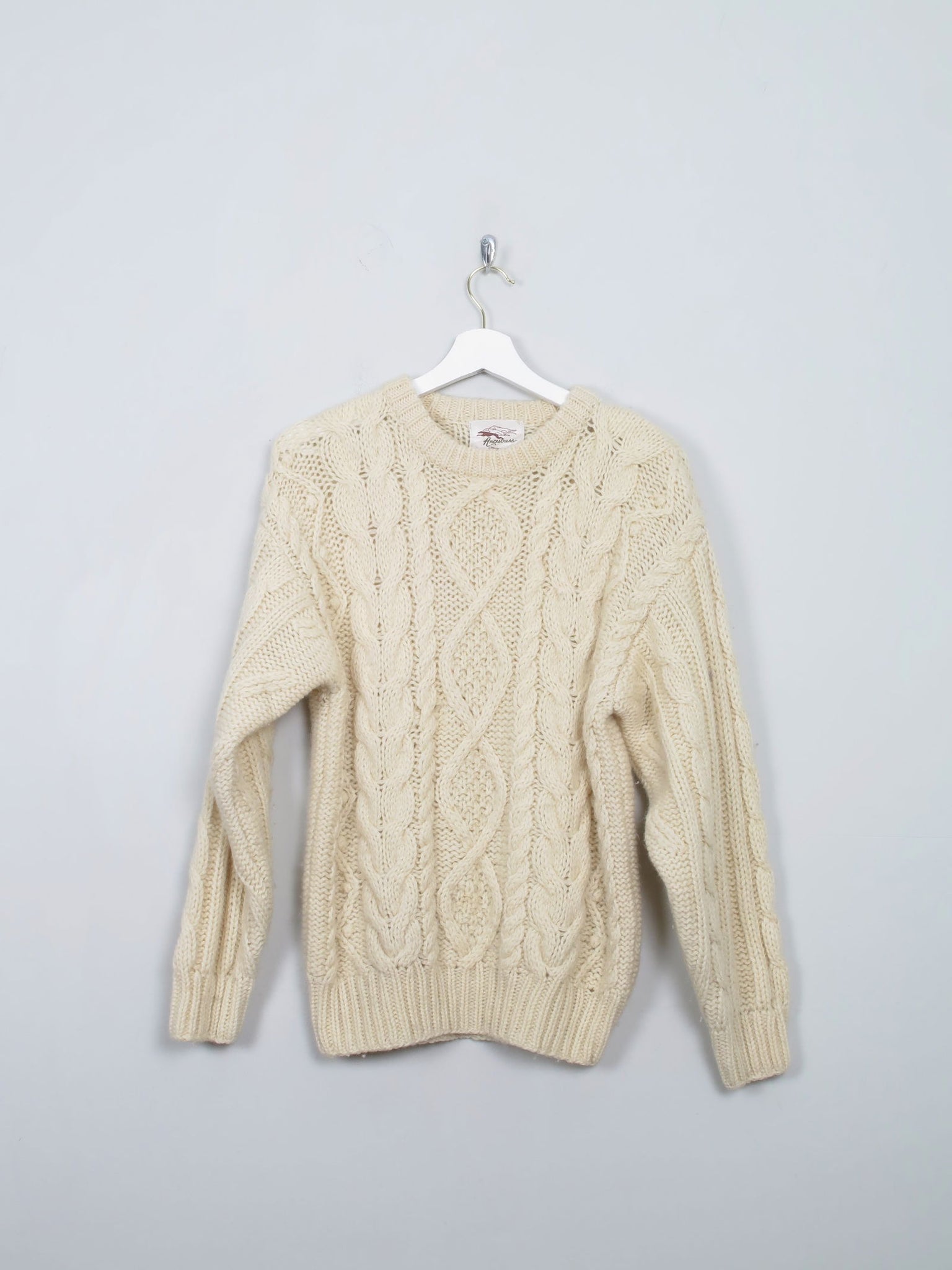 Women's Vintage Aran Cream Jumper S/M - The Harlequin