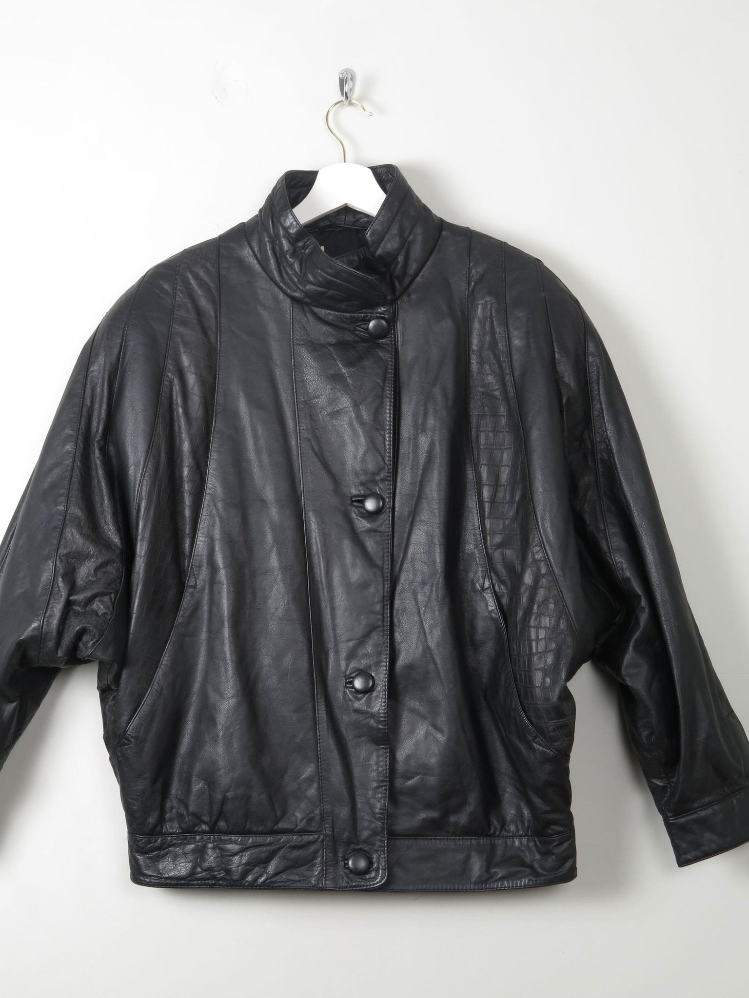 Women's Vintage Black  Leather Bomber Style Jacket M - The Harlequin