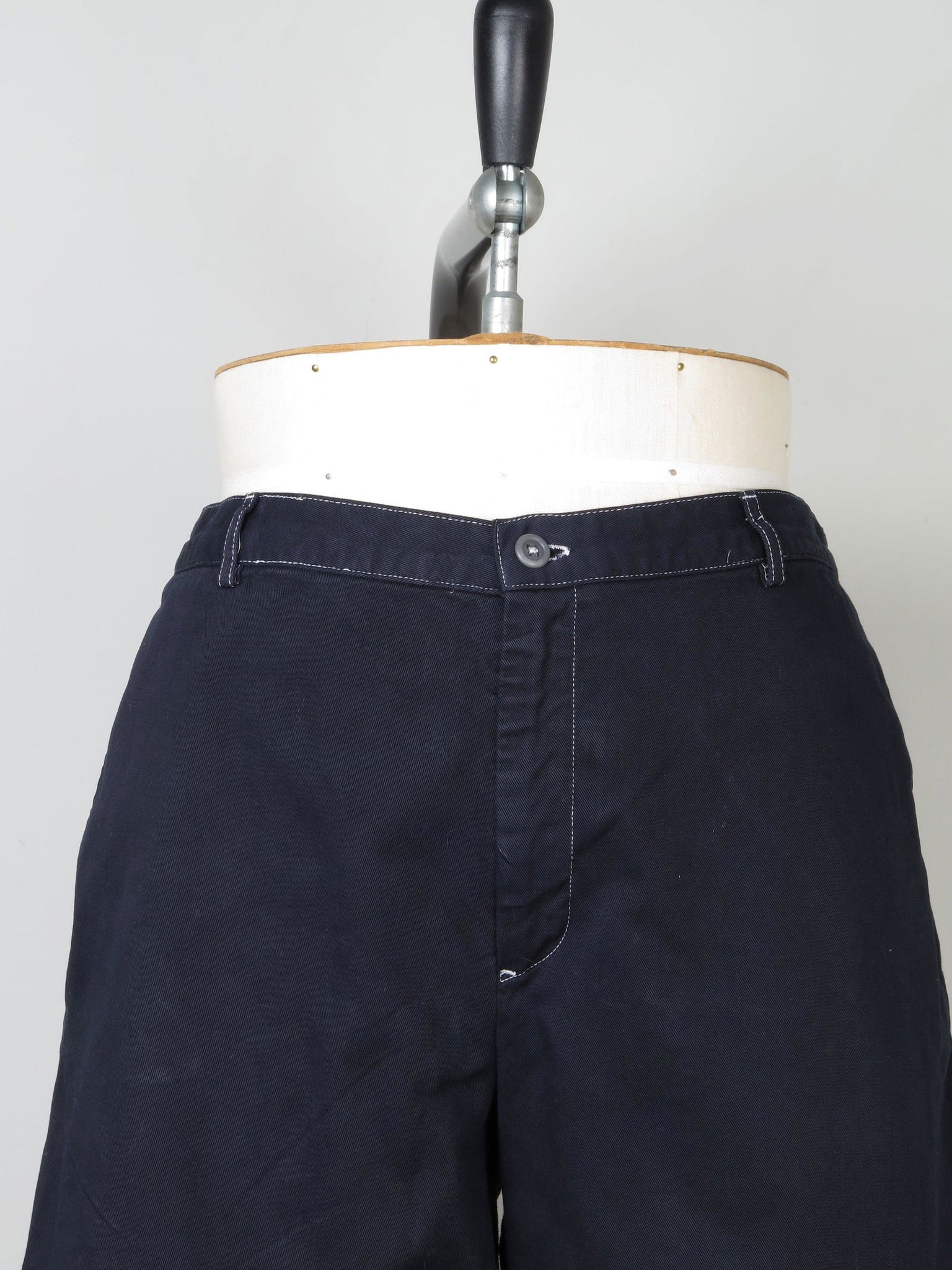 Women’s Vintage Black Ralph Lauren Cotton Bermuda Shorts 33" - The Harlequin