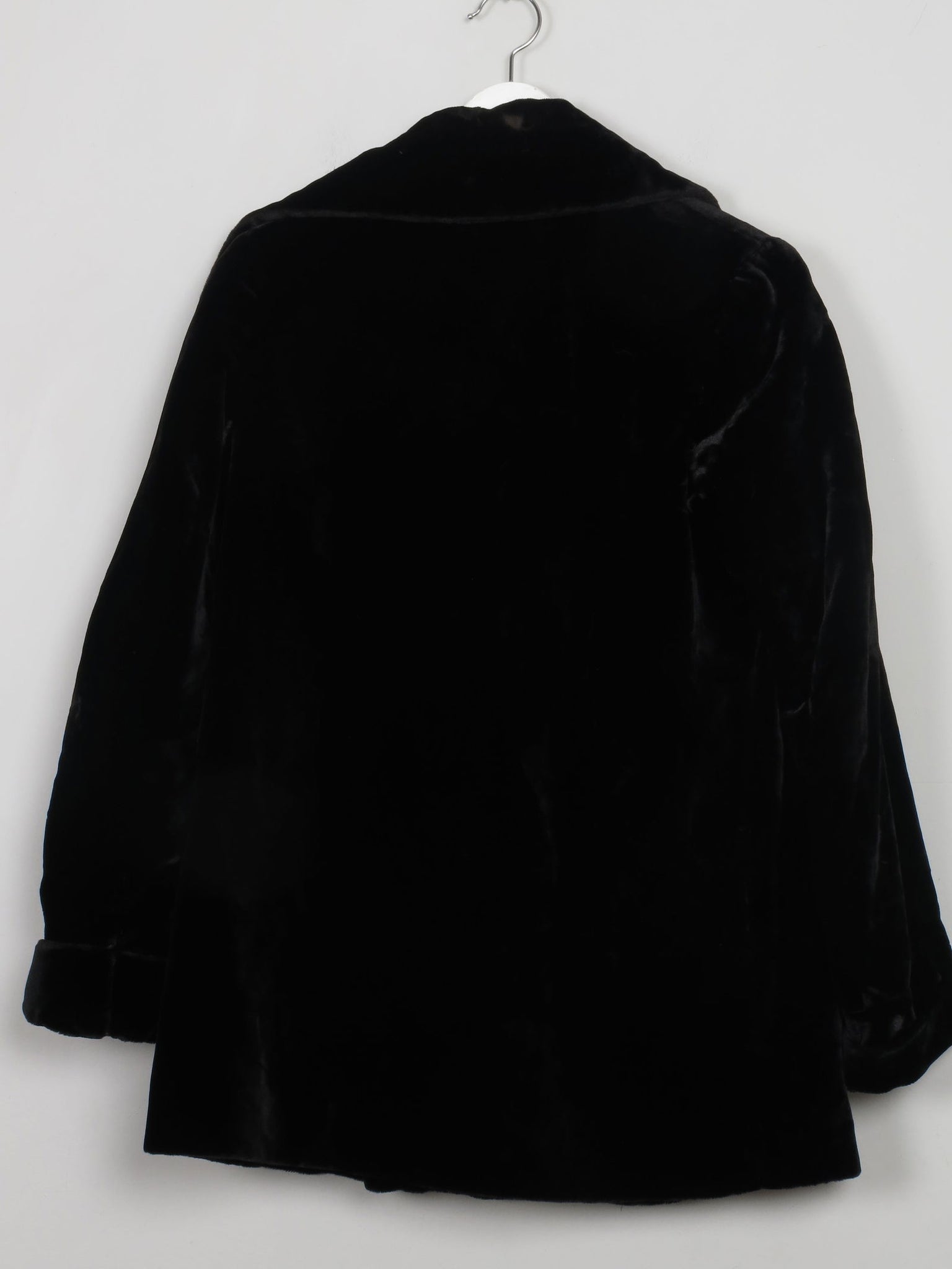 Women's Vintage Black Velvet Furry Jacket - The Harlequin