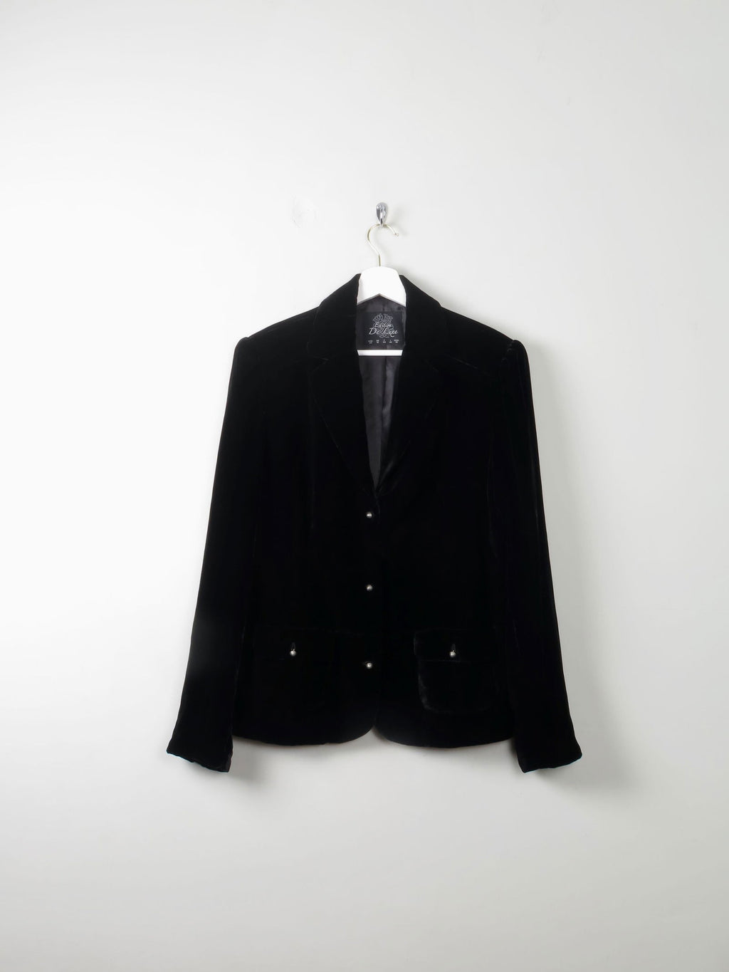 Women's Vintage Black Velvet Jacket M - The Harlequin