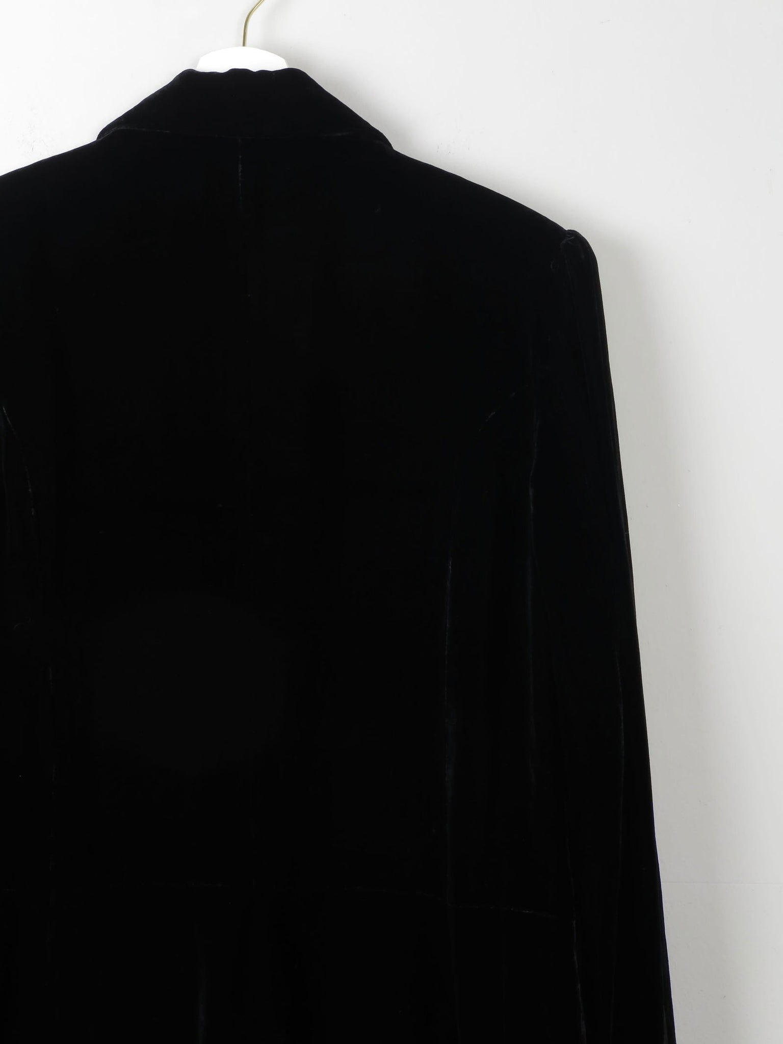 Women's Vintage Black Velvet Jacket M - The Harlequin