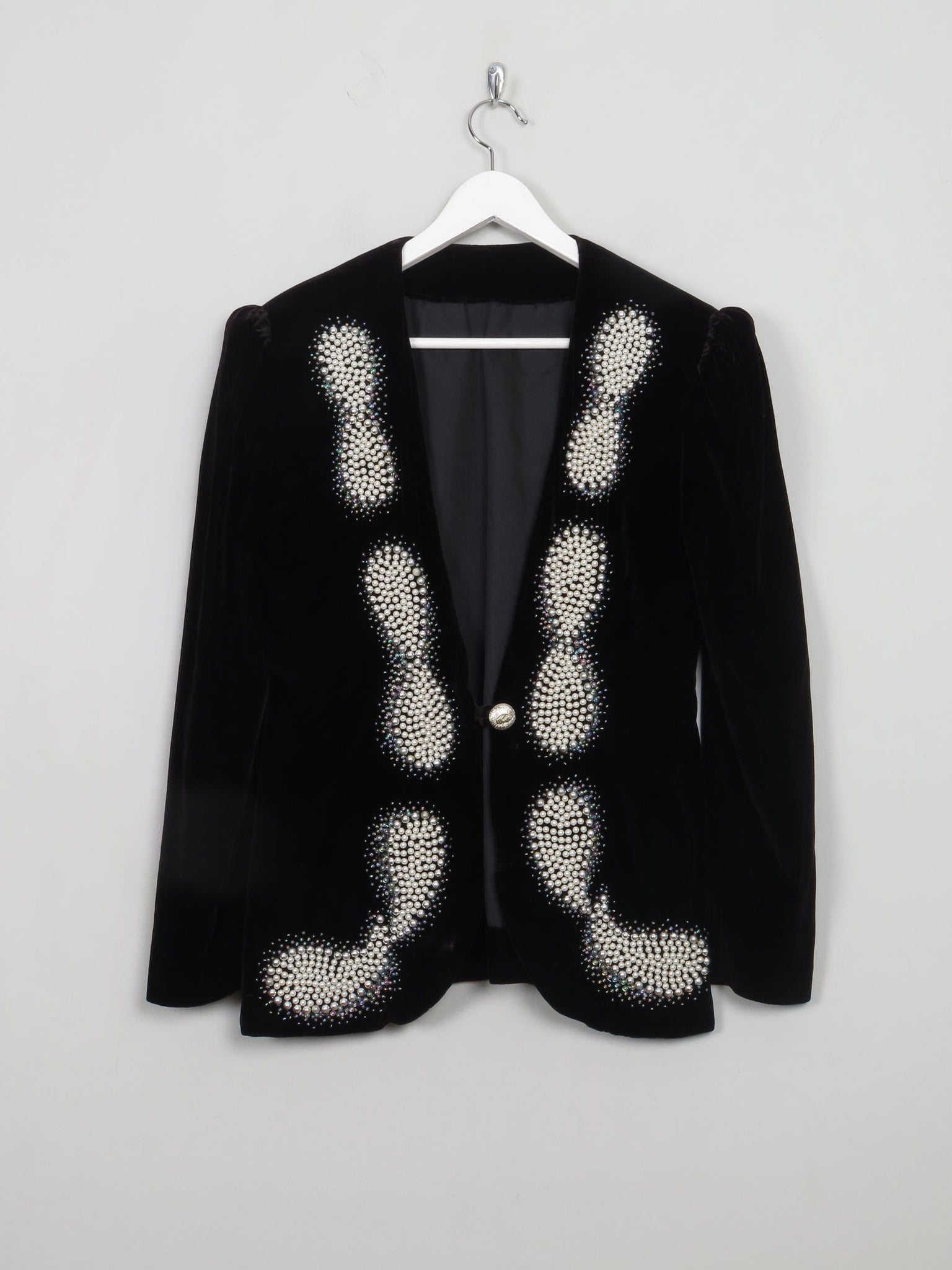 Women's Vintage Black Velvet Jacket With Pearls M - The Harlequin