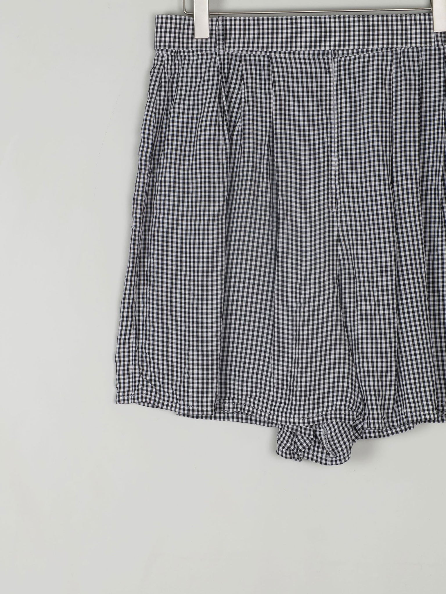 Women's Vintage Black & White Gingham Shorts S 29" W - The Harlequin
