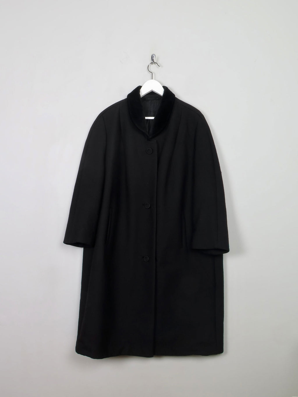 Women's Vintage Black Wool Coat L/XL - The Harlequin
