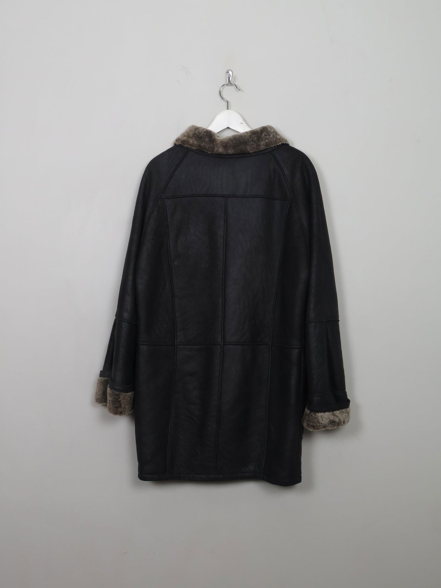 Women's Vintage Charcoal Black Sheepskin Coat S/M - The Harlequin