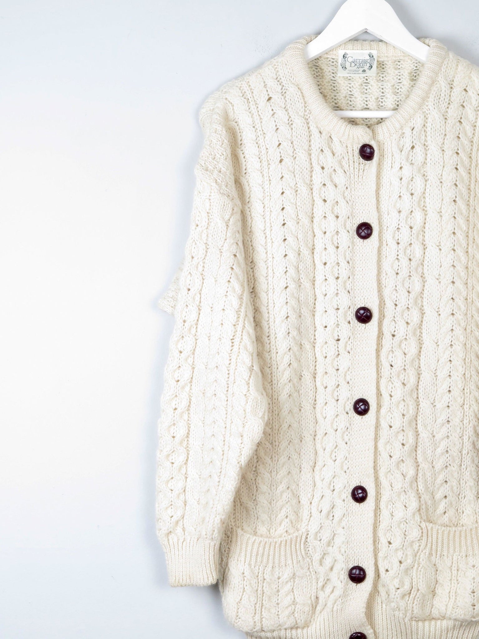 Women's Vintage Cream Aran Cardigan From Carraig Donn M - The Harlequin