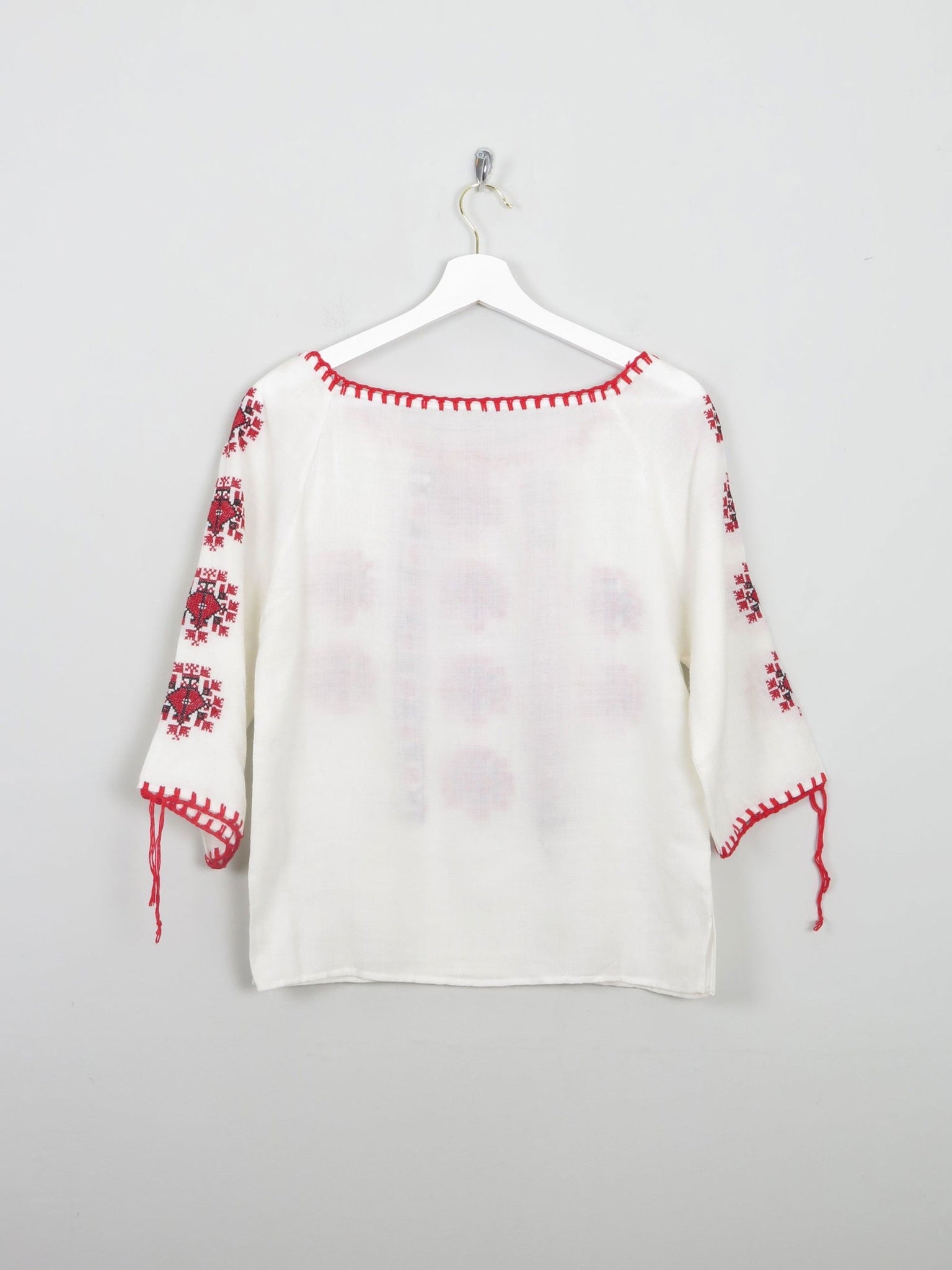 Women’s Vintage Cream Embroidered Peasant Blouse XS - The Harlequin