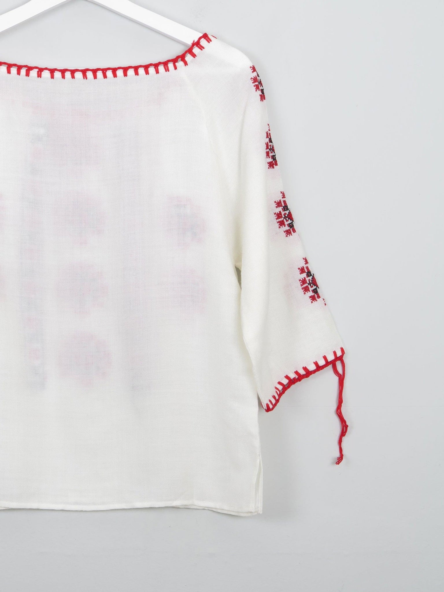 Women’s Vintage Cream Embroidered Peasant Blouse XS - The Harlequin