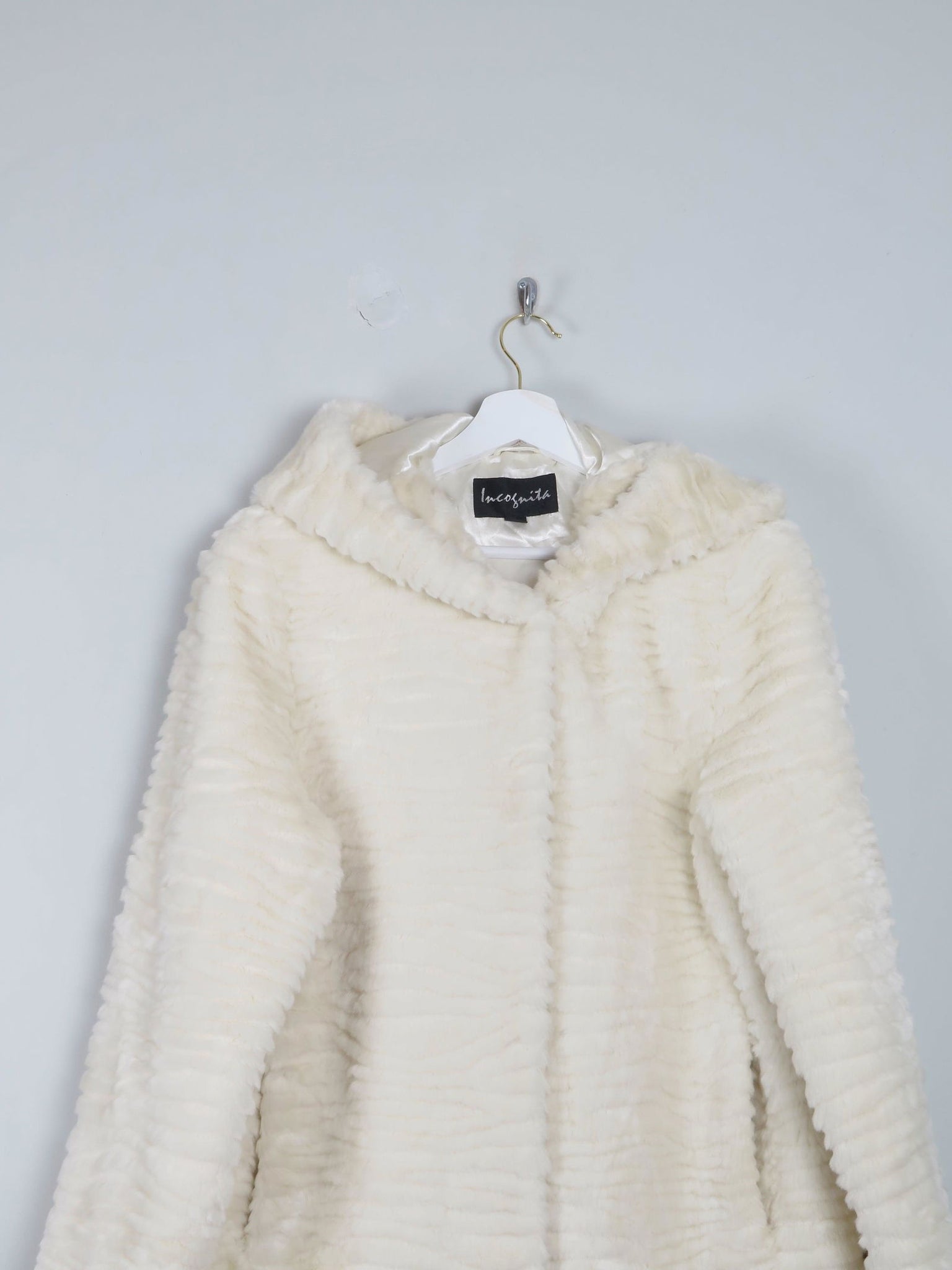 Women's Vintage Cream Faux Fur Hooded Jacket M - The Harlequin
