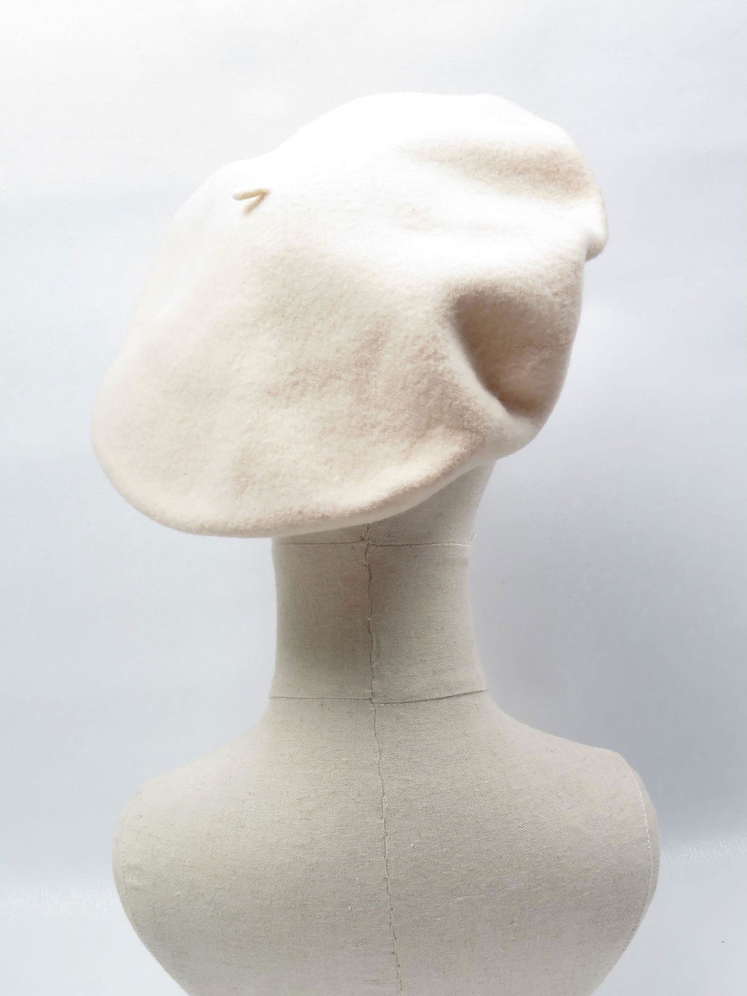 Women's Vintage Cream Kangol Modelaine Beret XS/S - The Harlequin