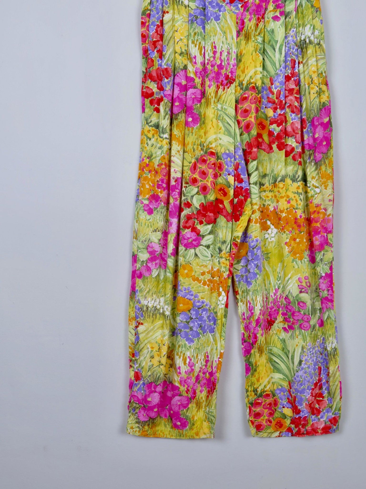 Women's Vintage Floral Printed Trousers S - The Harlequin