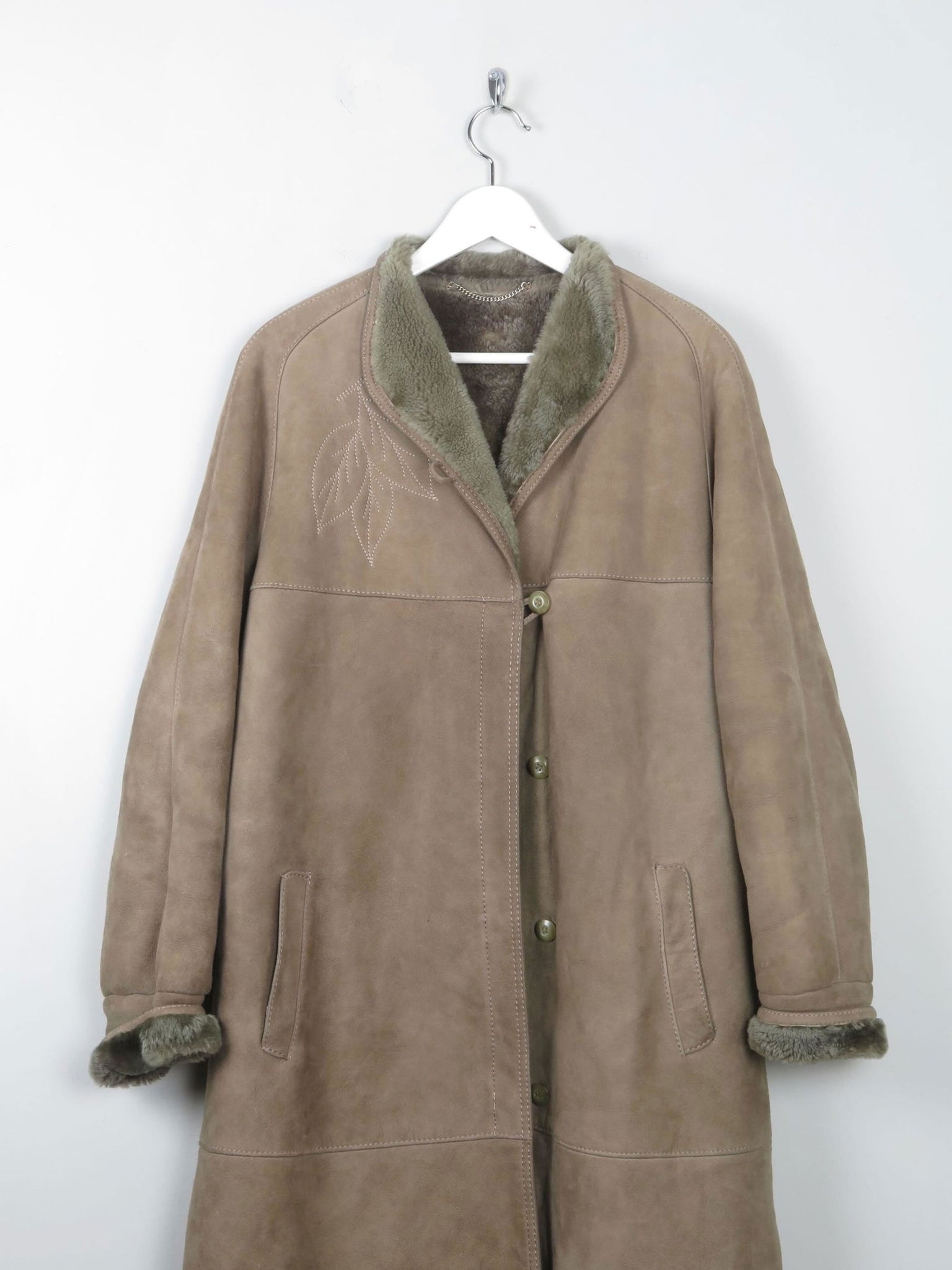 Women's Vintage Khaki Green Sheepskin Coat S/M - The Harlequin
