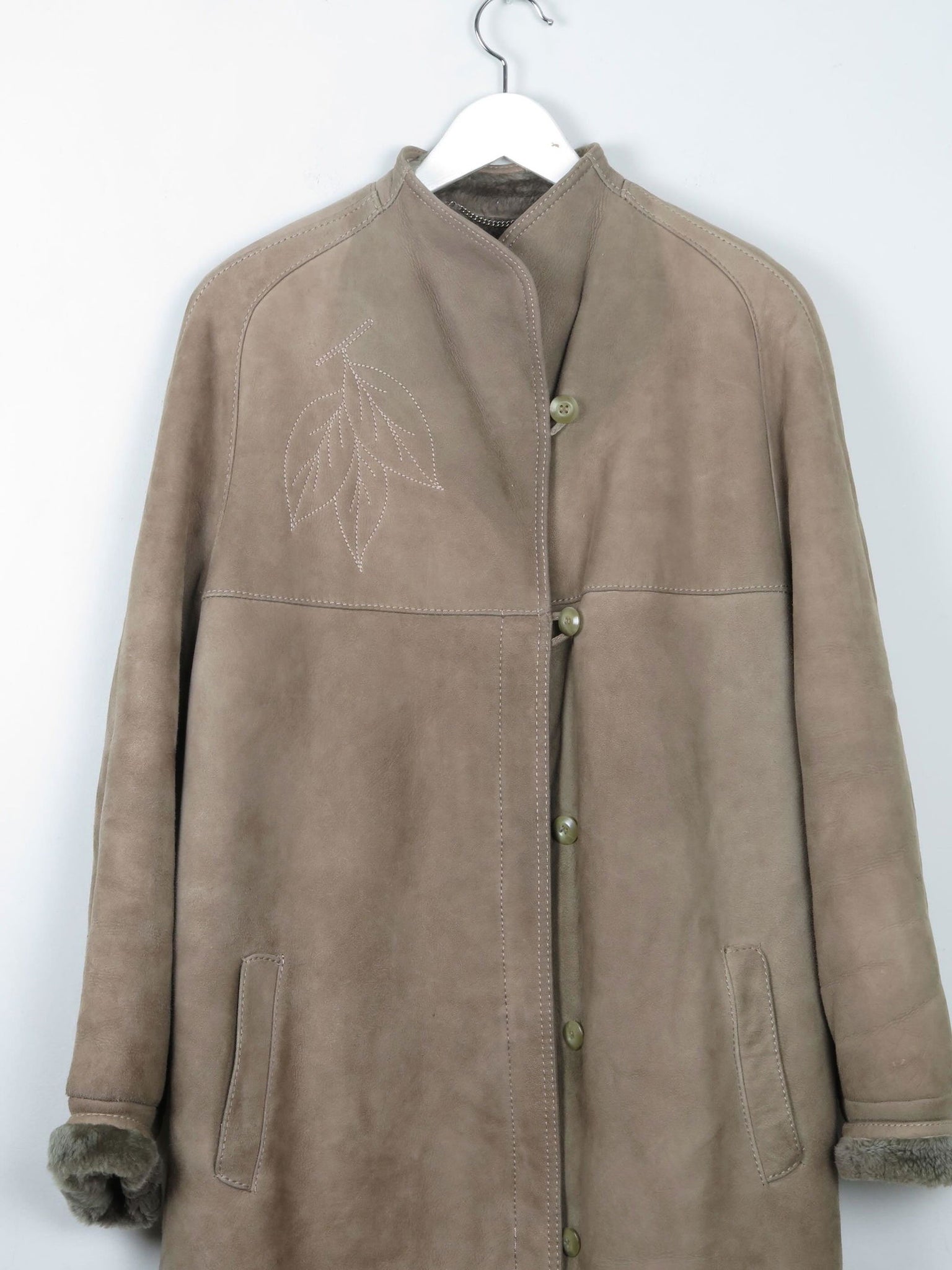 Women's Vintage Khaki Green Sheepskin Coat S/M - The Harlequin